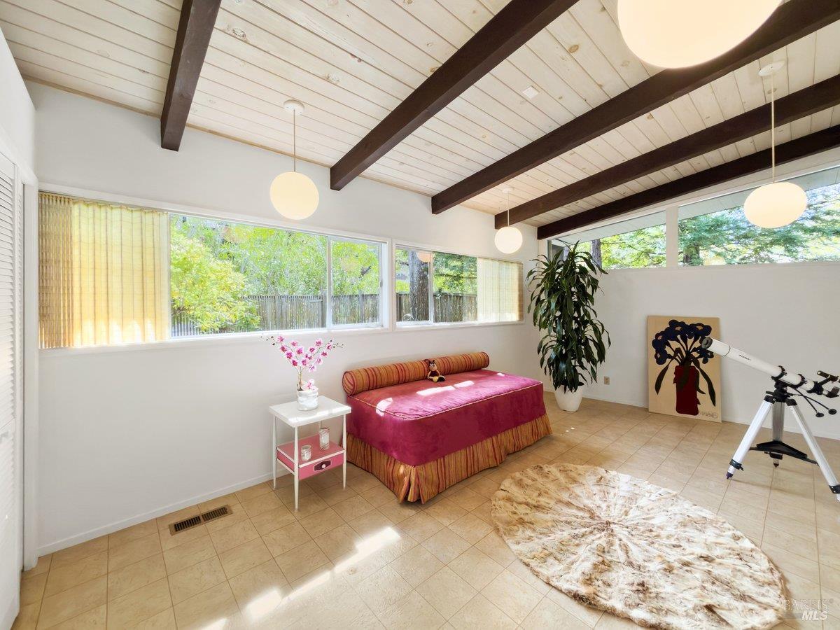 Detail Gallery Image 35 of 58 For 5 Mather Rd, San Anselmo,  CA 94960 - 5 Beds | 2 Baths