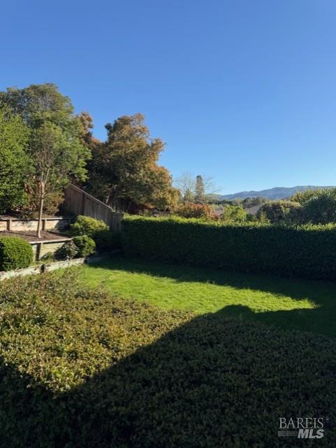 Detail Gallery Image 10 of 15 For 48 Clemente Ct, Novato,  CA 94945 - 4 Beds | 2 Baths