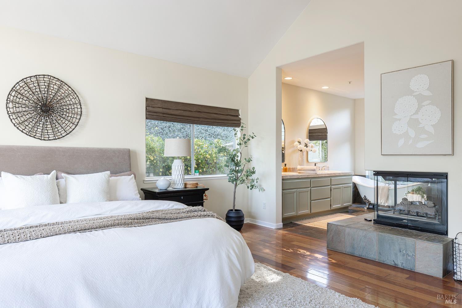 Detail Gallery Image 51 of 77 For 42 Clement Ct, Napa,  CA 94558 - 3 Beds | 2/1 Baths