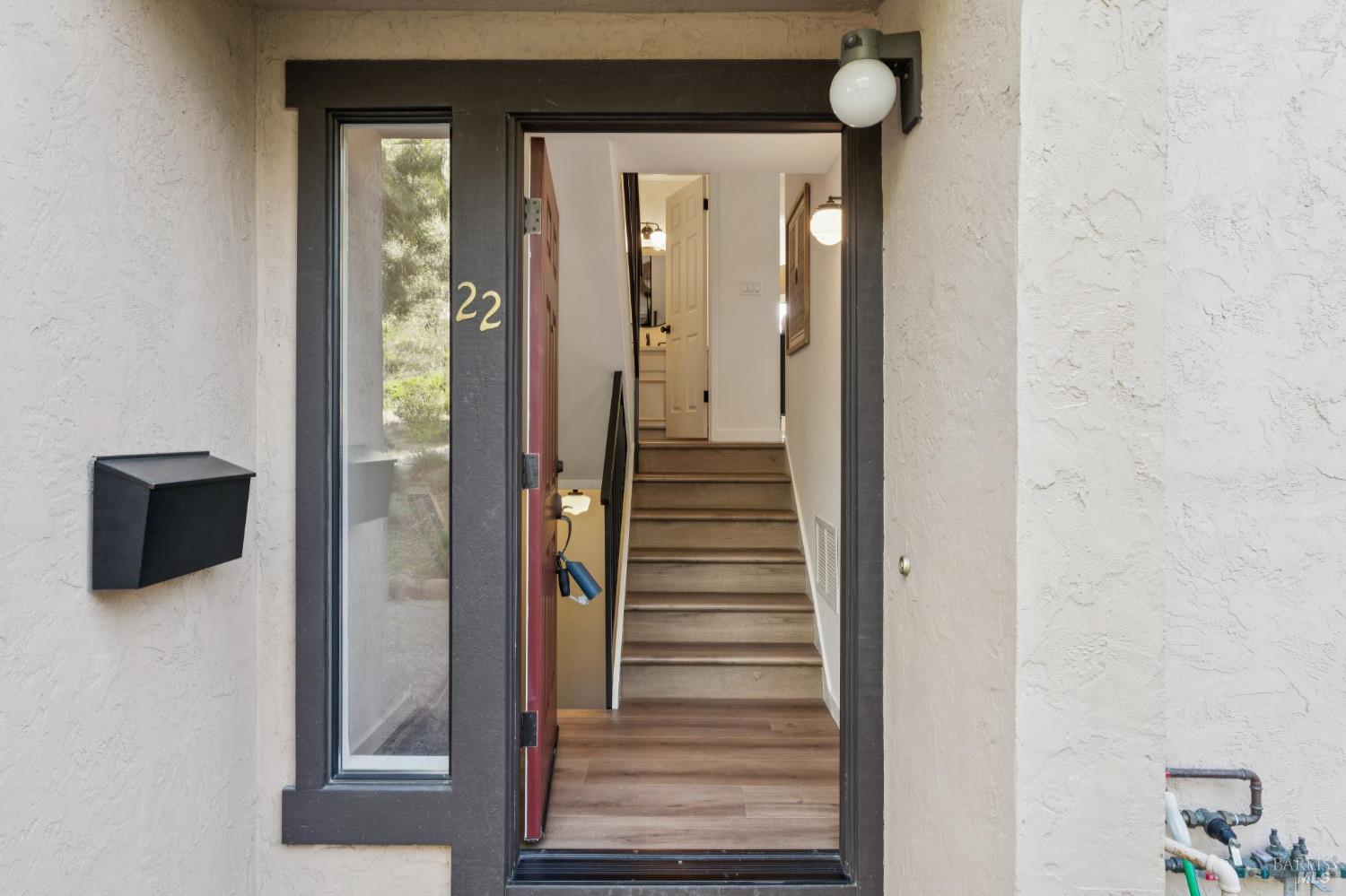 Detail Gallery Image 3 of 39 For 55 Corte Real Unkn #22,  Greenbrae,  CA 94904 - 3 Beds | 2/1 Baths