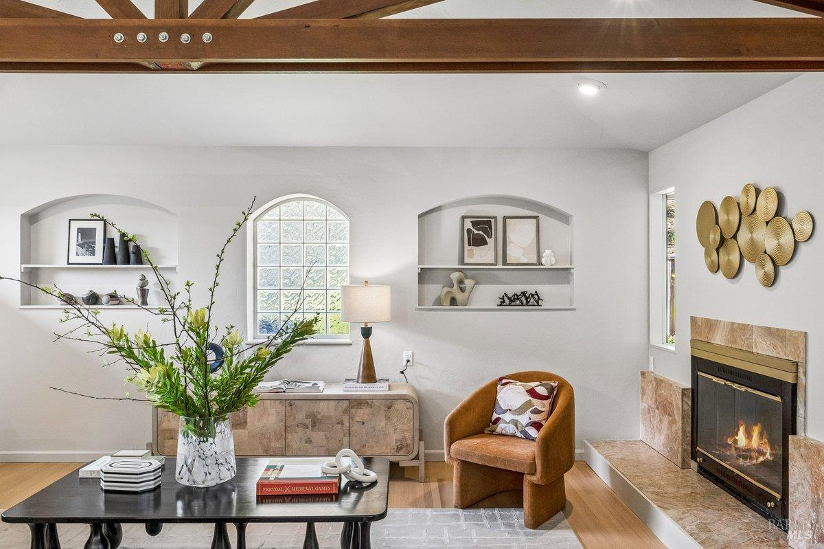 Detail Gallery Image 18 of 41 For 15 Underhill Rd, Mill Valley,  CA 94941 - 4 Beds | 2/1 Baths