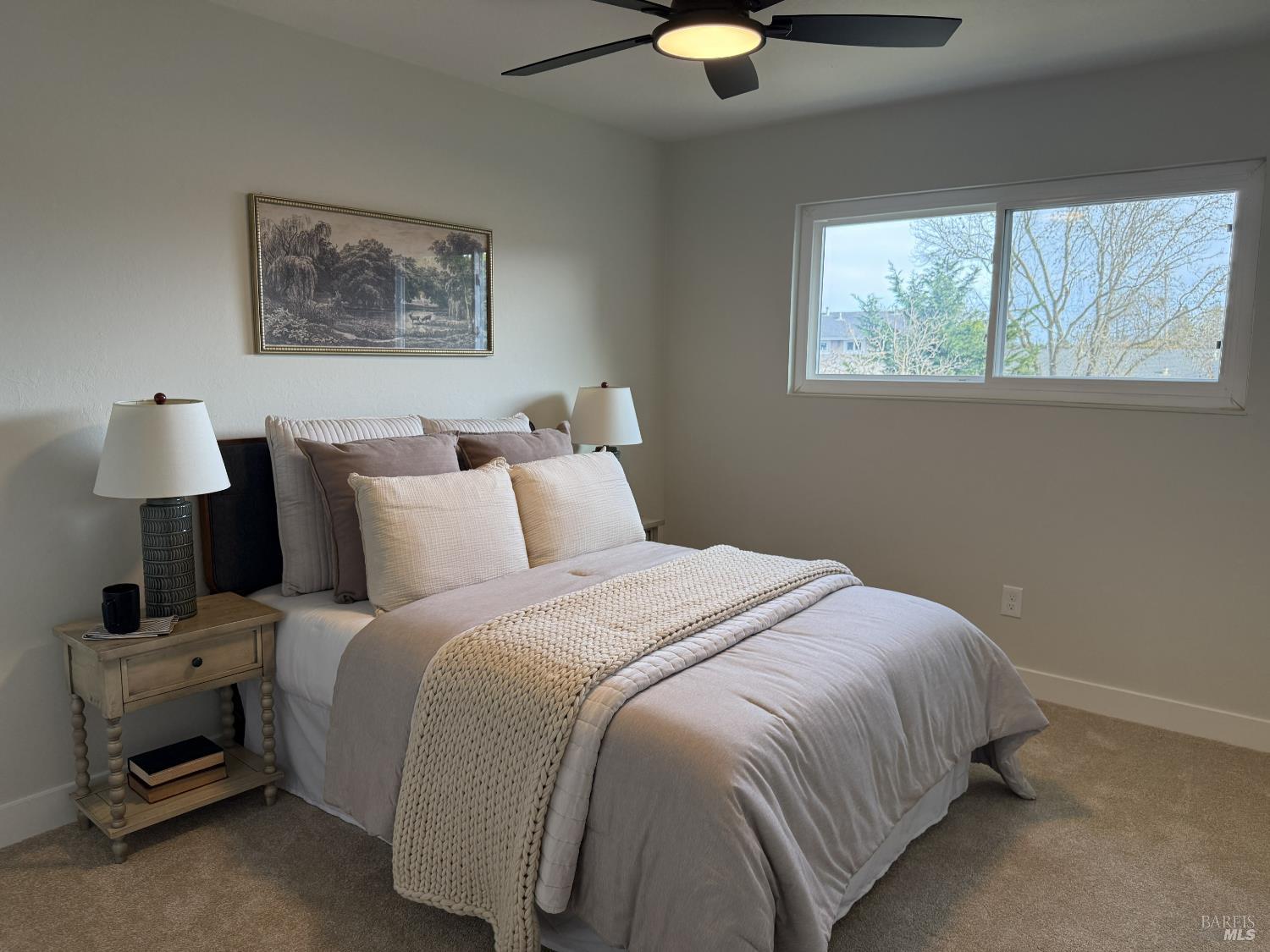 Detail Gallery Image 13 of 14 For 1636 Caulfield Ln, Petaluma,  CA 94954 - 4 Beds | 3 Baths