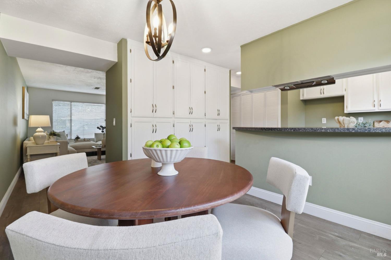 Detail Gallery Image 12 of 32 For 19167 Robinson Rd #H,  Sonoma,  CA 95476 - 2 Beds | 1/1 Baths