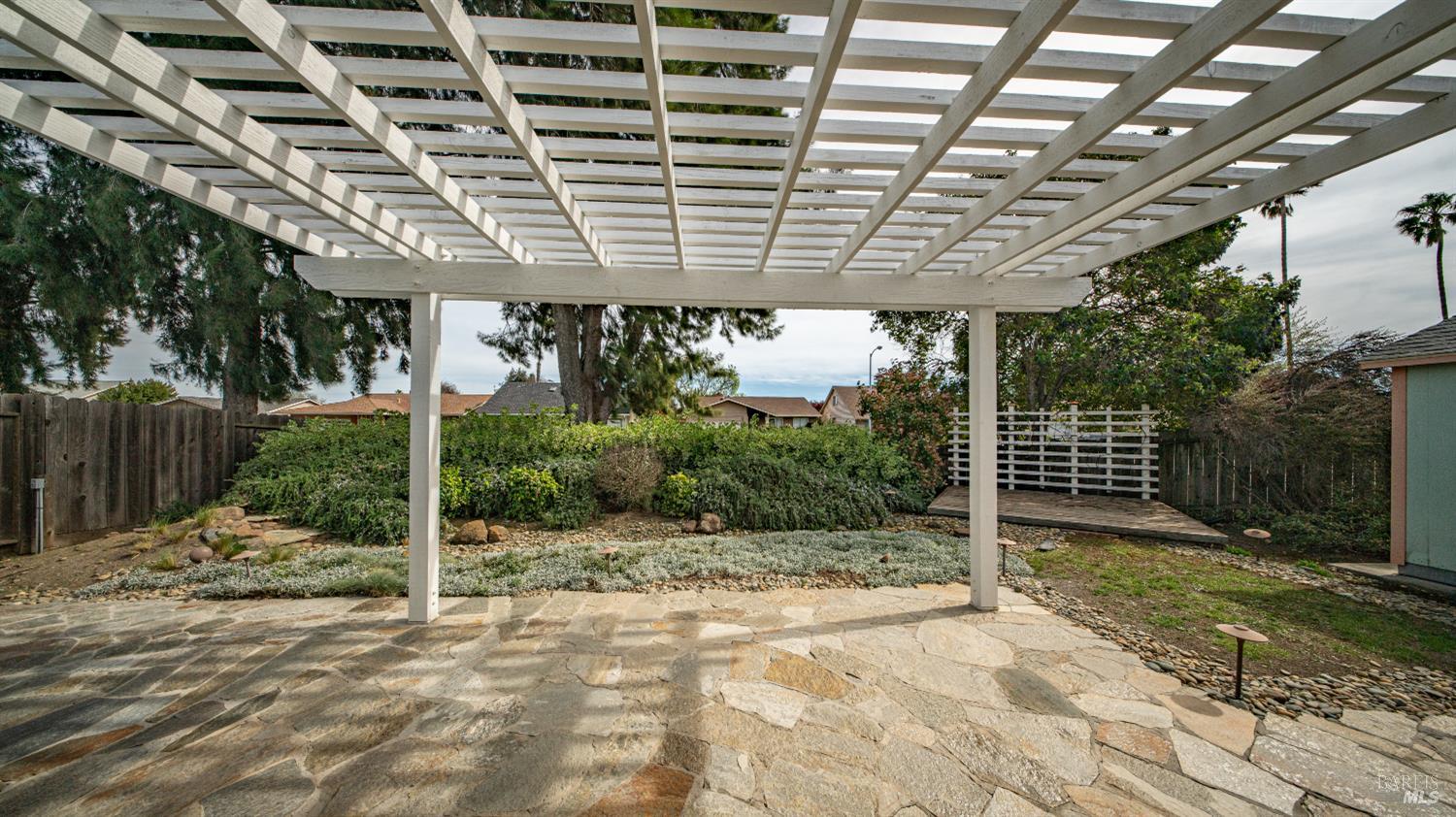 Detail Gallery Image 30 of 37 For 501 Asbury Ln, Fairfield,  CA 94533 - 3 Beds | 2 Baths