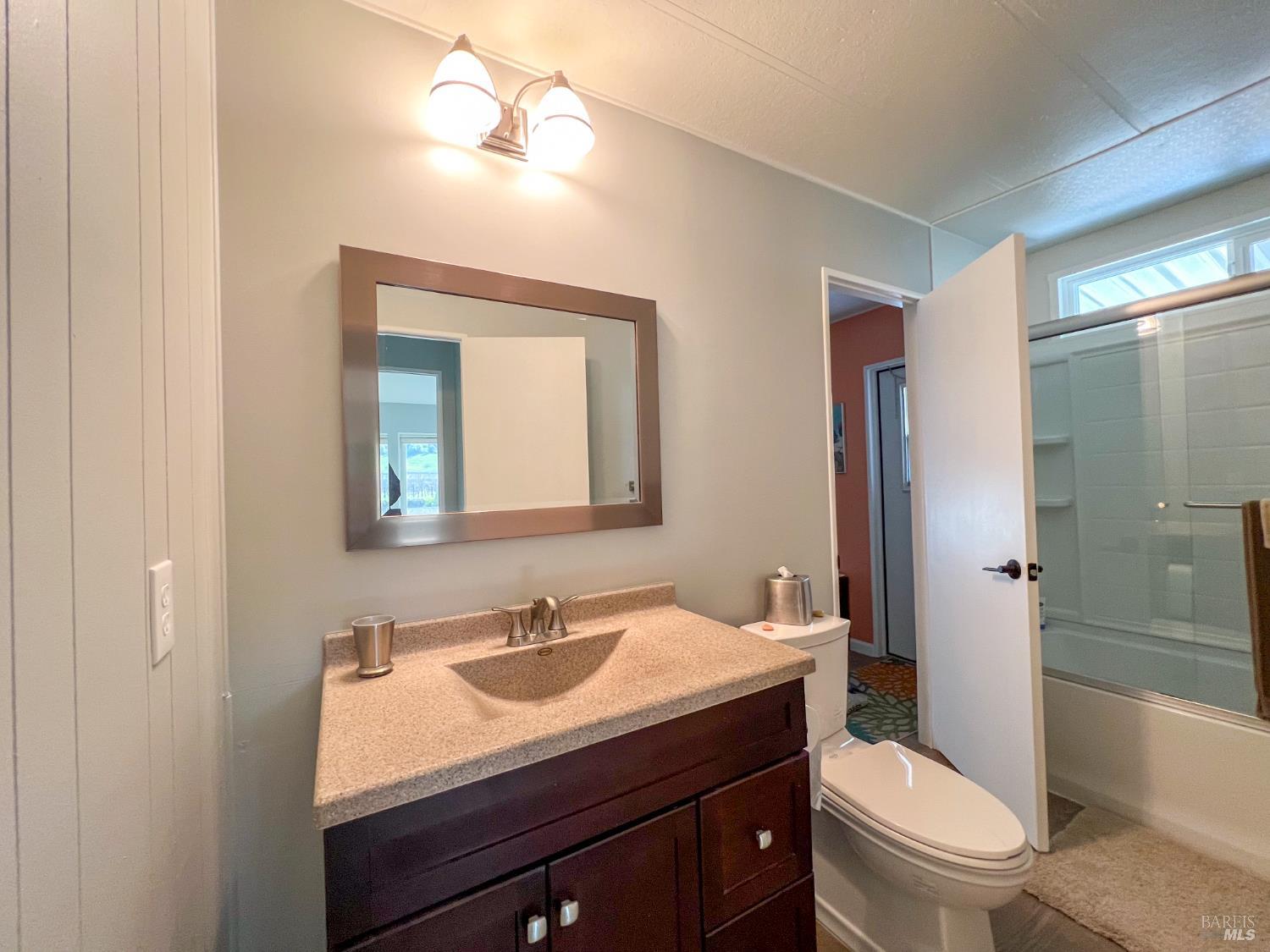 Detail Gallery Image 18 of 66 For 145 Bear Flag Rd, Sonoma,  CA 95476 - 3 Beds | 2 Baths