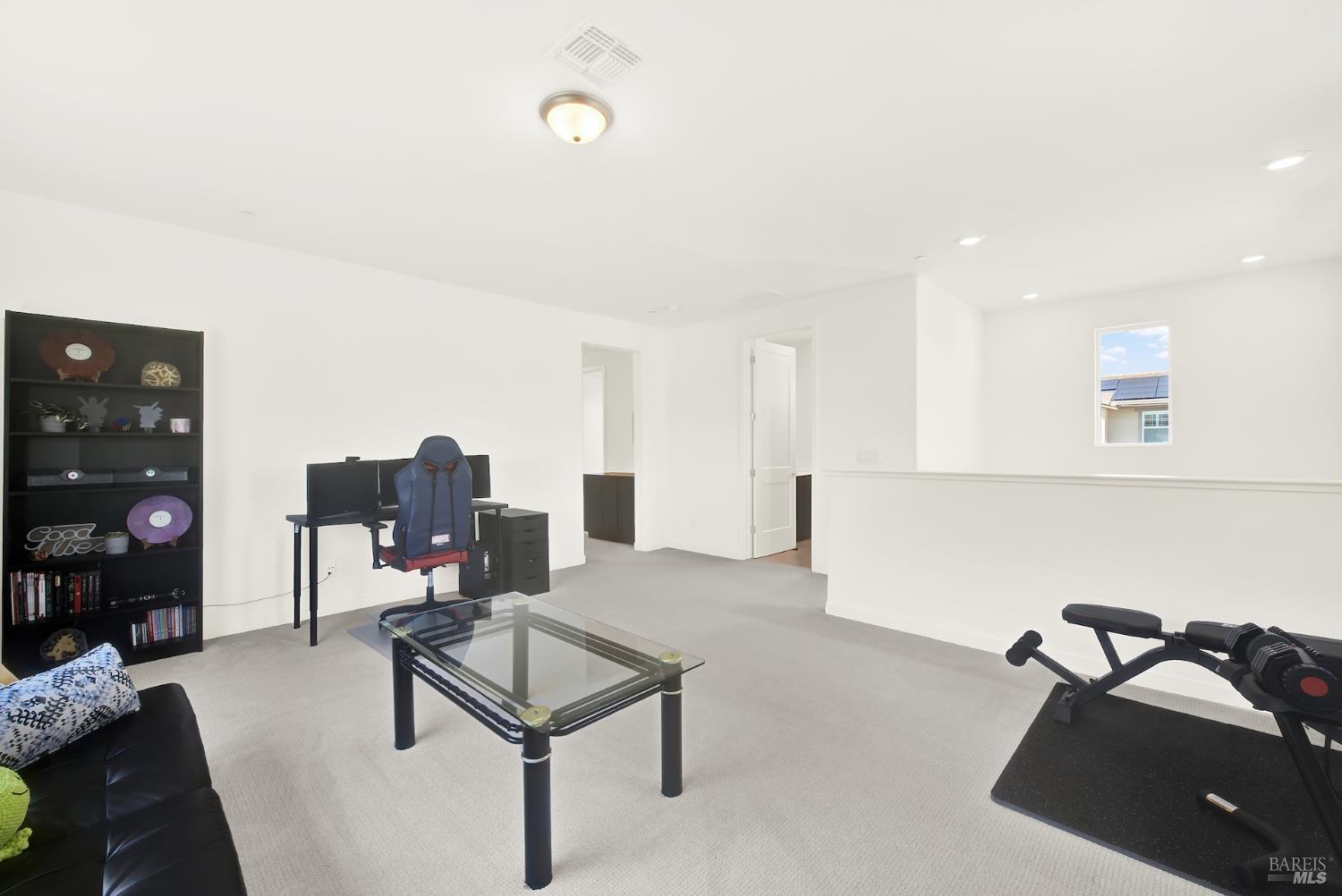 Detail Gallery Image 33 of 61 For 2432 Artisan Way, Fairfield,  CA 94533 - 4 Beds | 2/1 Baths