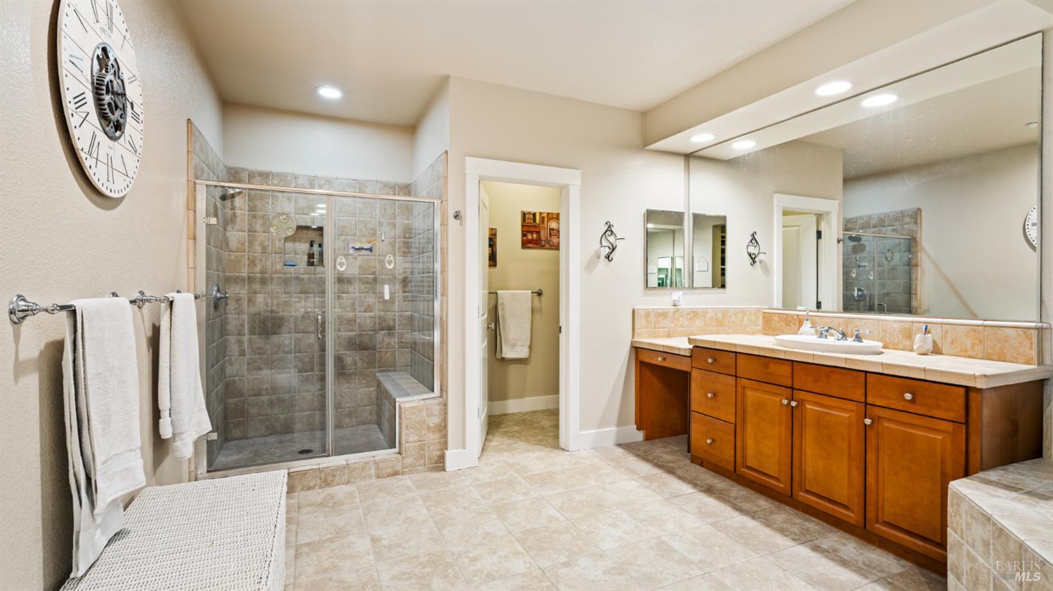 Detail Gallery Image 22 of 34 For 112 Zinfandel Ct, Cloverdale,  CA 95425 - 4 Beds | 2/1 Baths