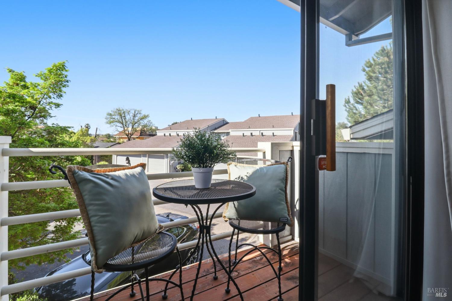 Detail Gallery Image 17 of 32 For 19167 Robinson Rd #H,  Sonoma,  CA 95476 - 2 Beds | 1/1 Baths