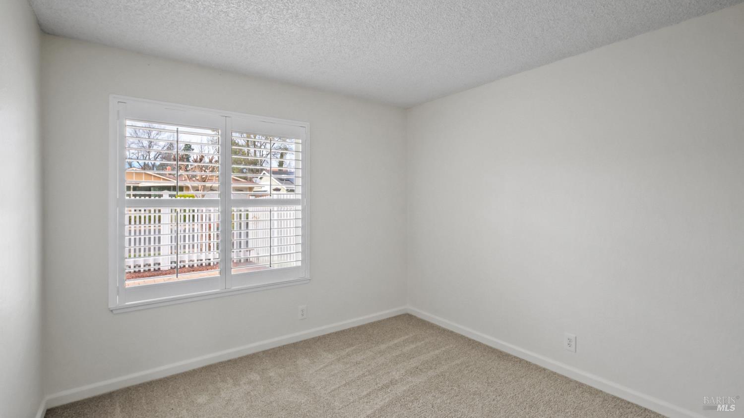 Detail Gallery Image 25 of 37 For 501 Asbury Ln, Fairfield,  CA 94533 - 3 Beds | 2 Baths