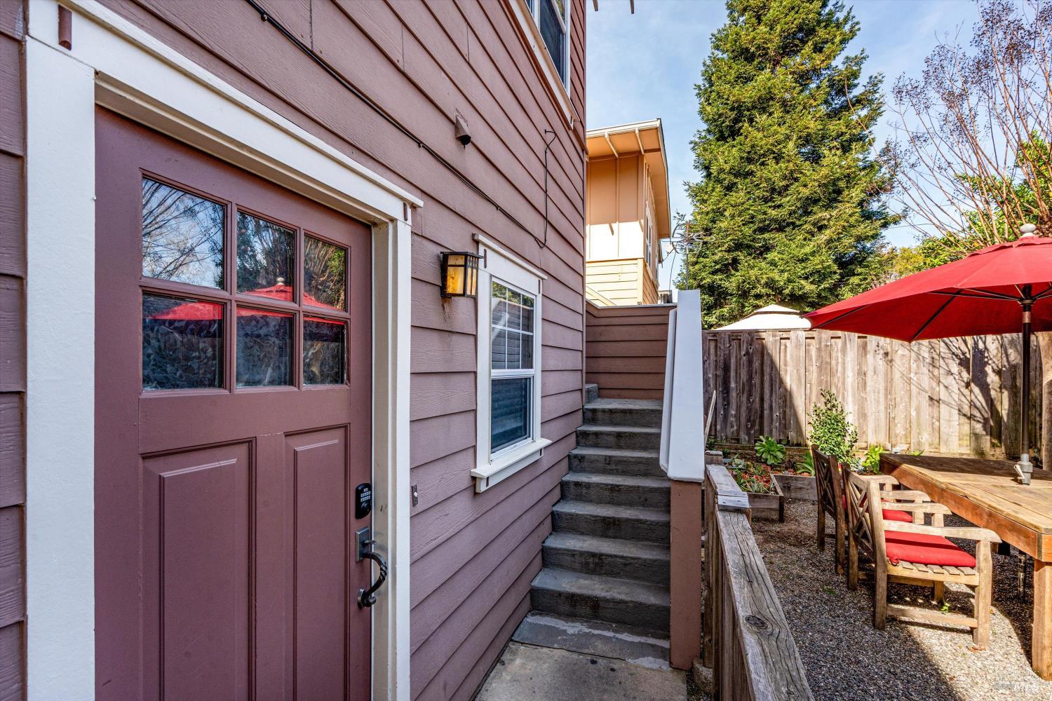 Detail Gallery Image 27 of 38 For 156 Valley Oak Dr, Napa,  CA 94558 - – Beds | – Baths