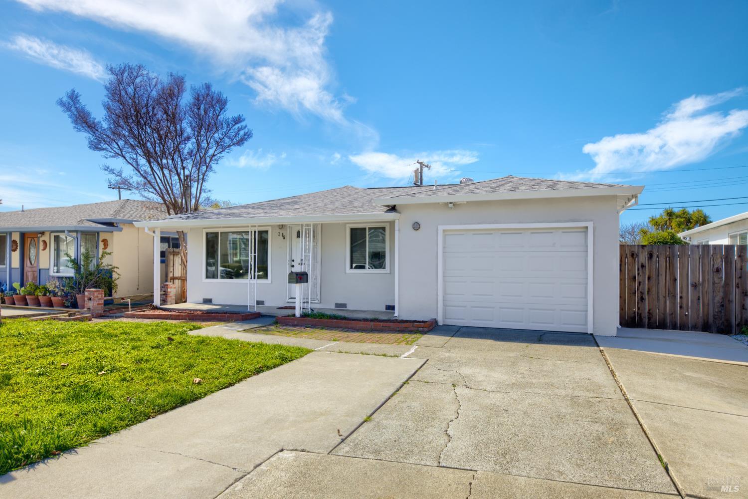 Detail Gallery Image 2 of 50 For 1105 Kellogg St, Suisun City,  CA 94585 - 3 Beds | 2 Baths