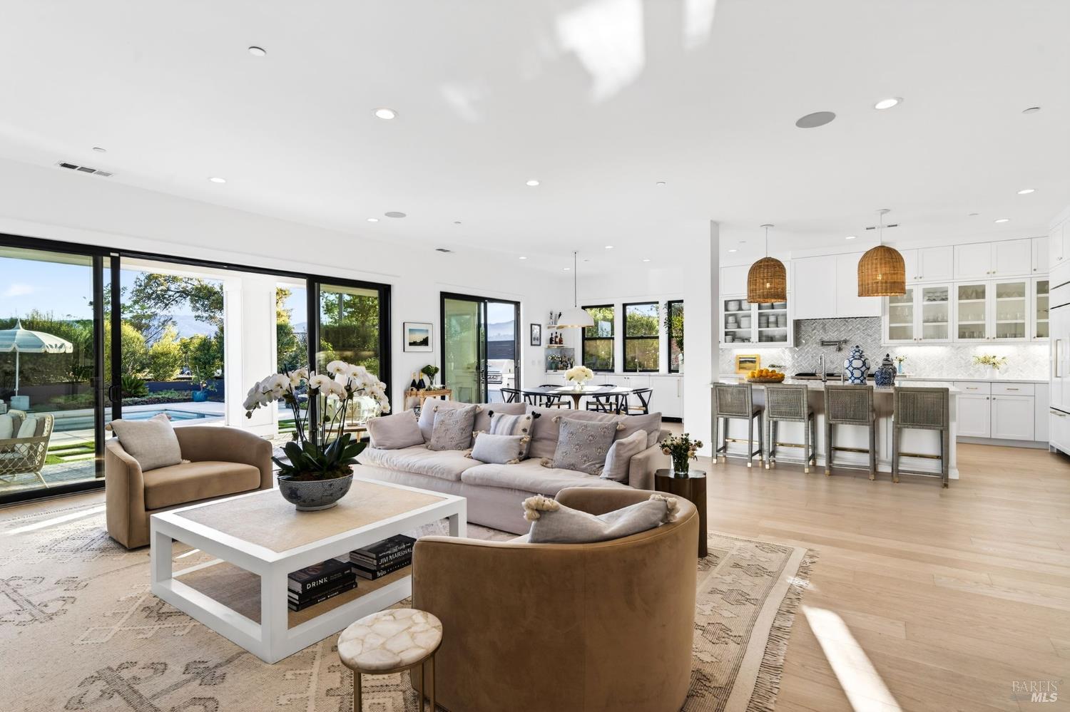 Detail Gallery Image 7 of 86 For 16 Upland Rd, Saint Helena,  CA 94574 - 4 Beds | 4/2 Baths