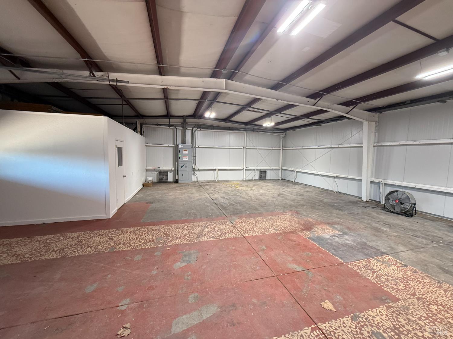 Detail Gallery Image 3 of 6 For 1500 Grove St, Healdsburg,  CA 95448 - – Beds | – Baths