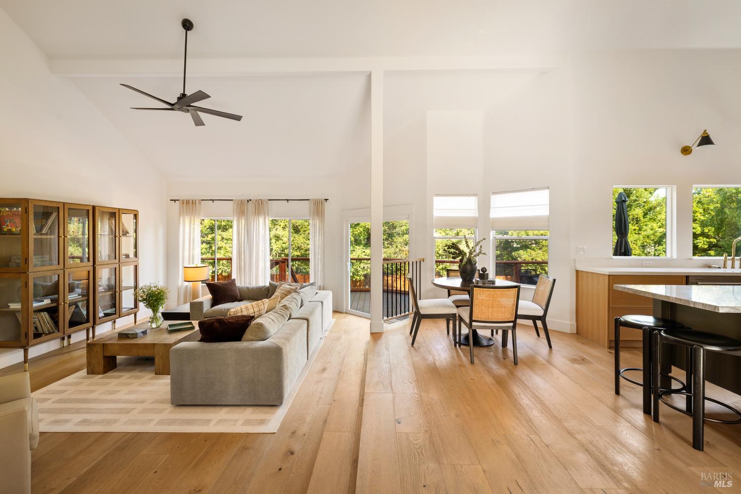 Detail Gallery Image 29 of 97 For 267 Alta Mira Dr, Vacaville,  CA 95688 - 4 Beds | 3 Baths