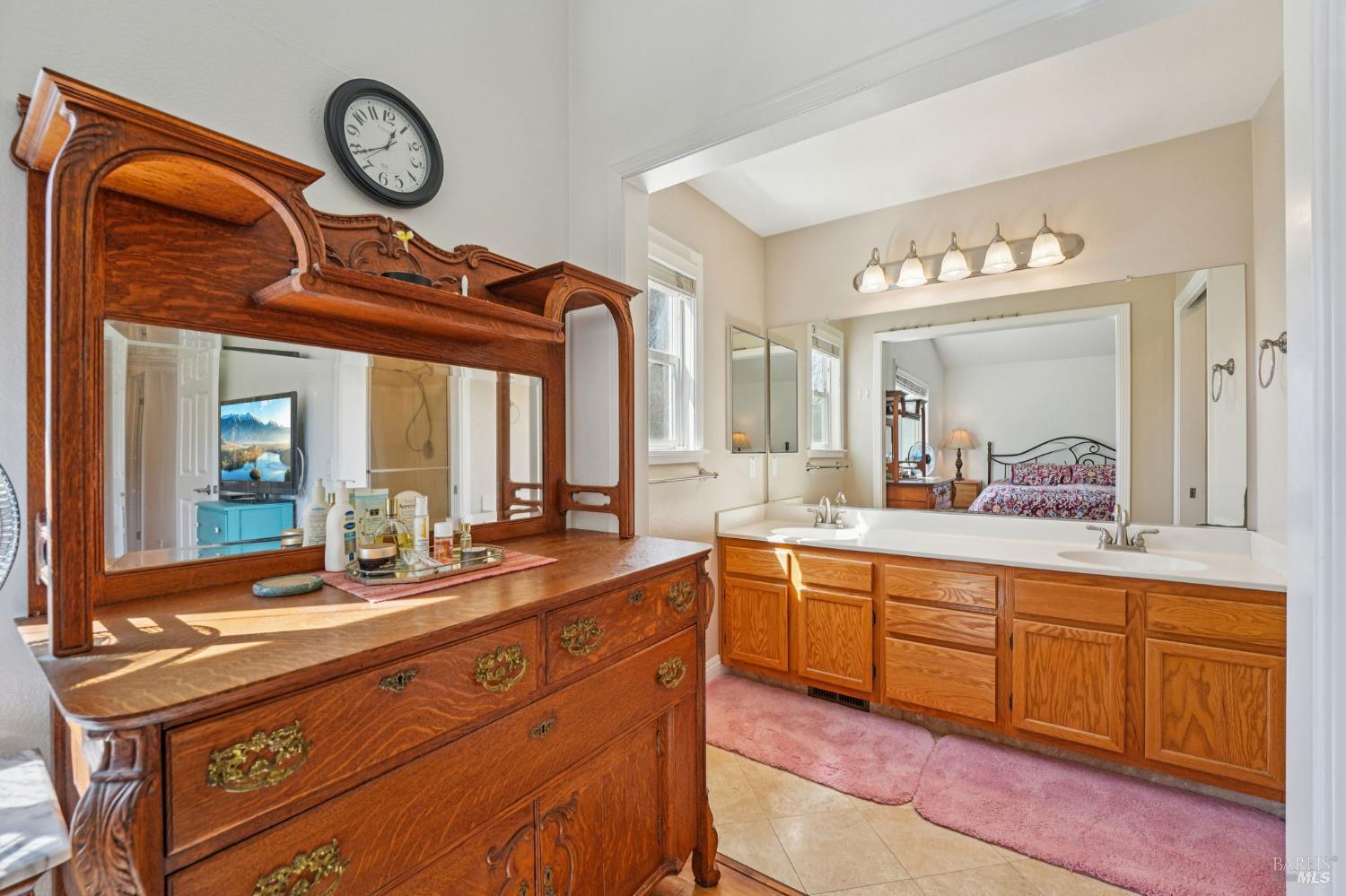 Detail Gallery Image 19 of 37 For 719 Hackberry Ct, Windsor,  CA 95492 - 3 Beds | 2 Baths