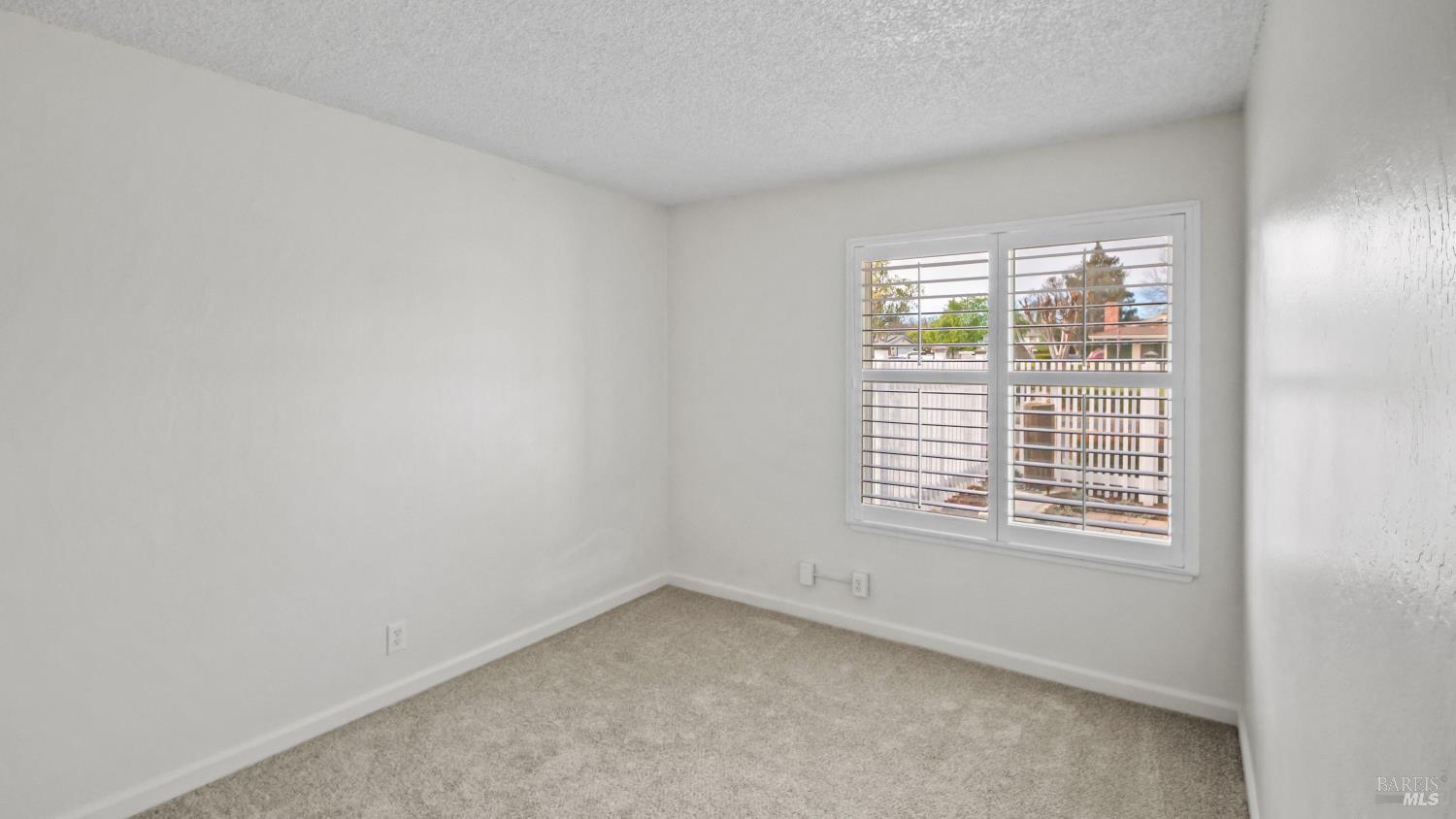 Detail Gallery Image 27 of 37 For 501 Asbury Ln, Fairfield,  CA 94533 - 3 Beds | 2 Baths