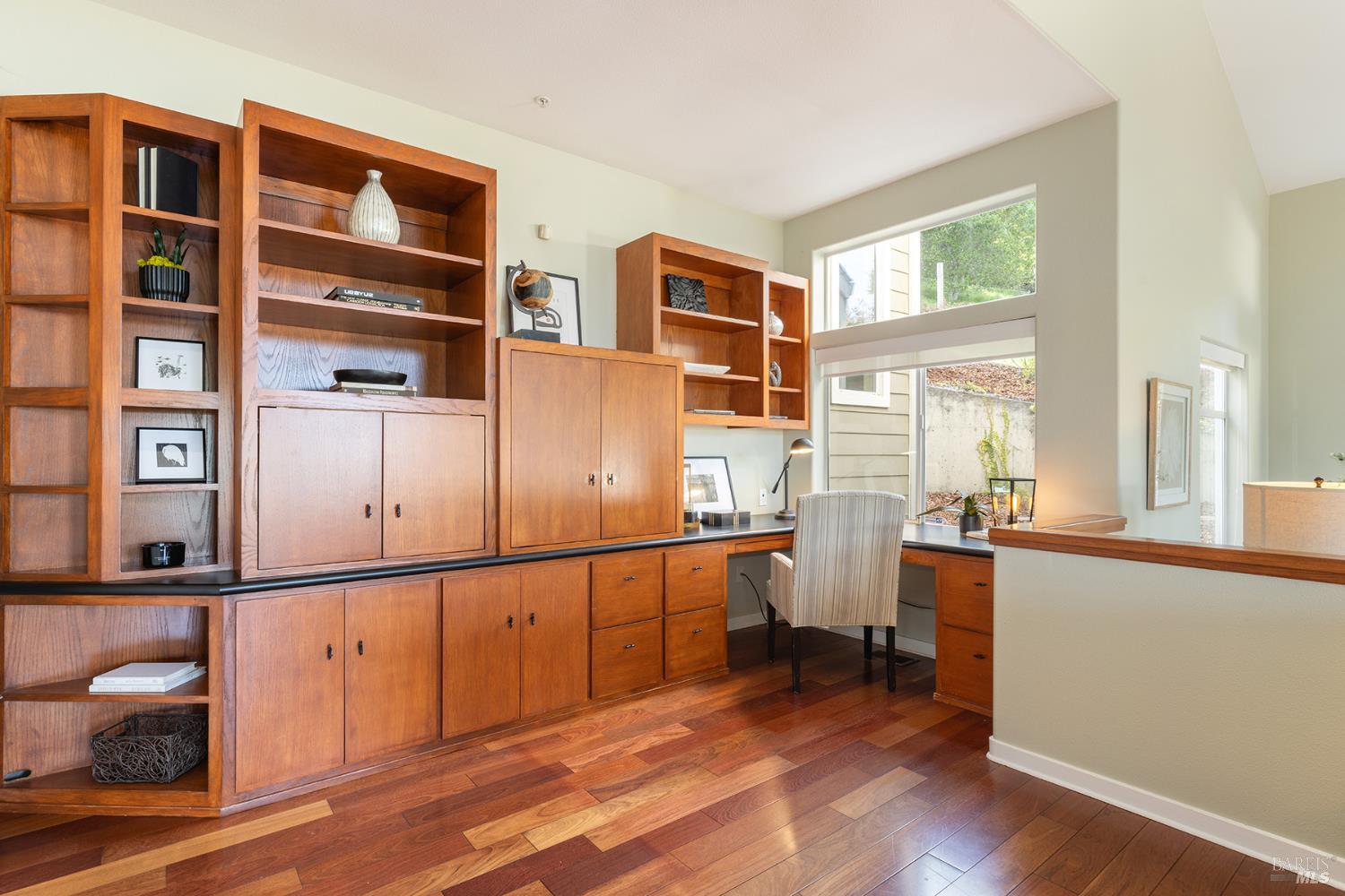 Detail Gallery Image 16 of 77 For 42 Clement Ct, Napa,  CA 94558 - 3 Beds | 2/1 Baths