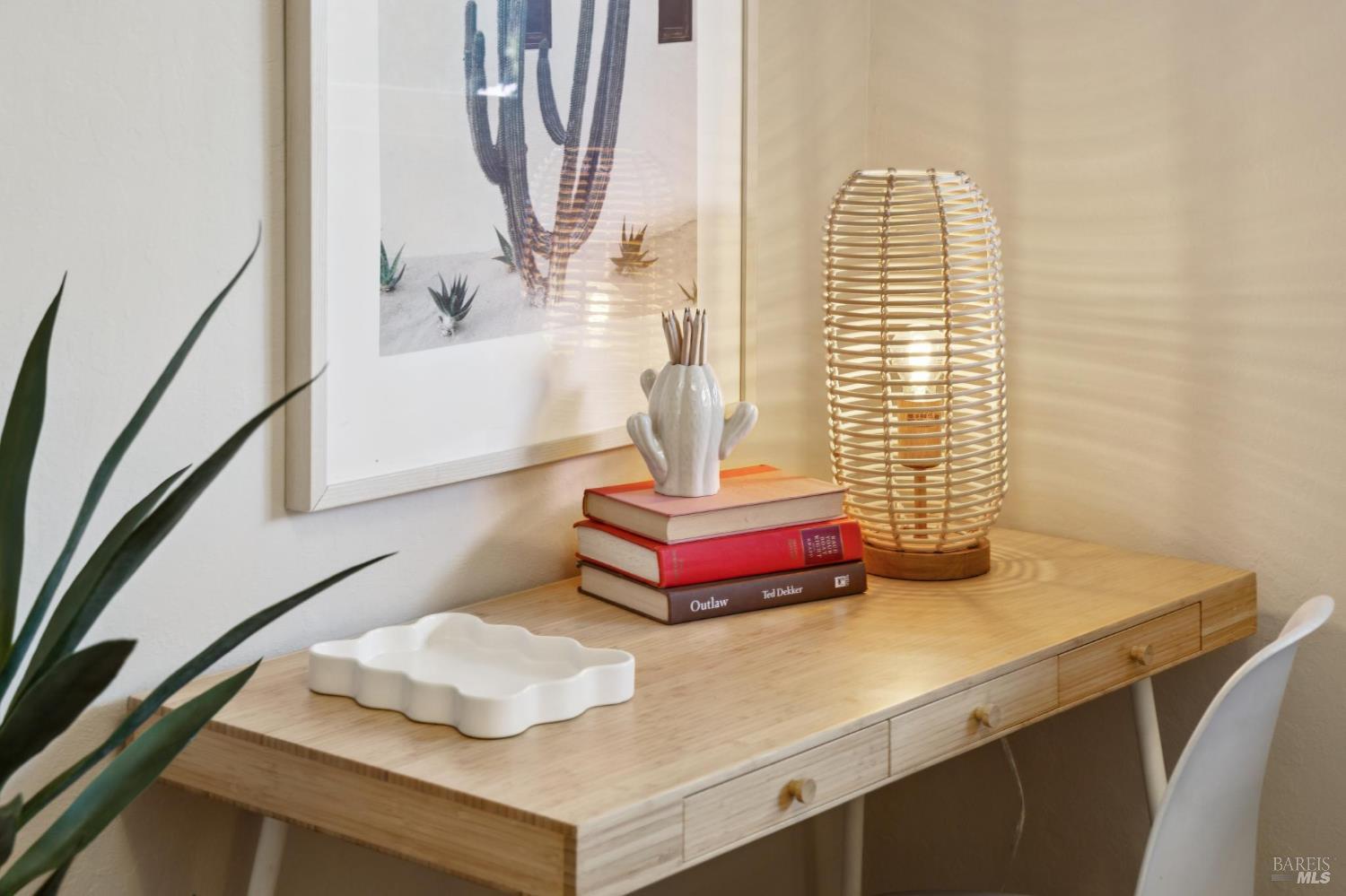 Detail Gallery Image 42 of 81 For 212 Blackstone Dr, San Rafael,  CA 94903 - 3 Beds | 2 Baths