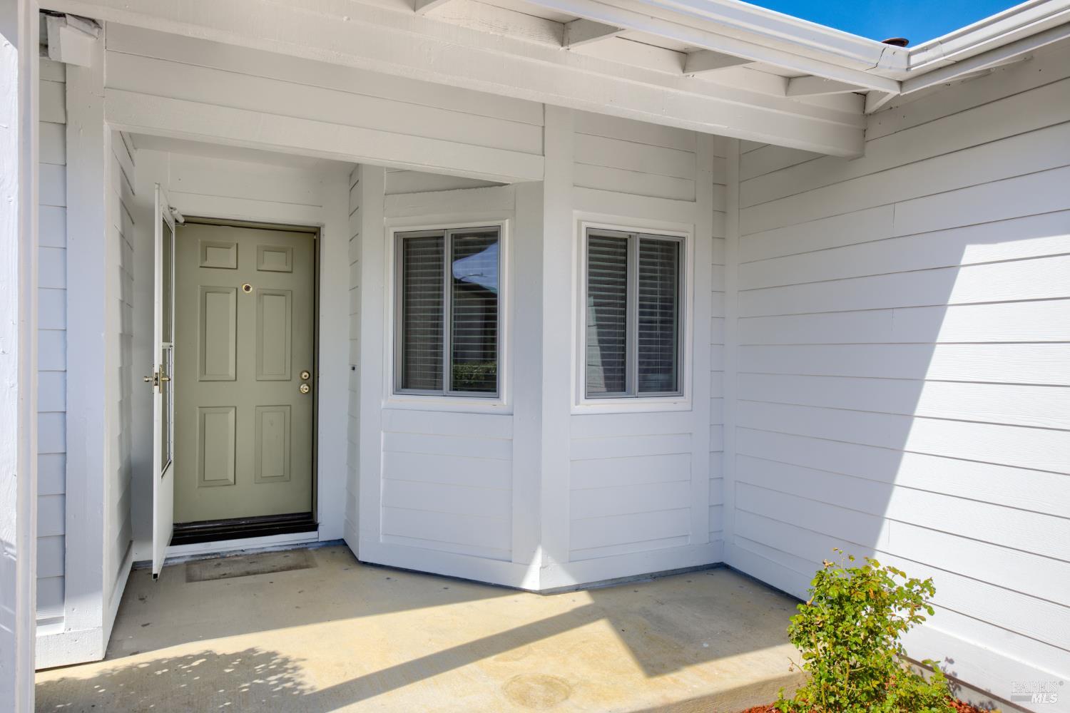Detail Gallery Image 6 of 47 For 630 Kinglet St, Suisun City,  CA 94585 - 3 Beds | 2 Baths