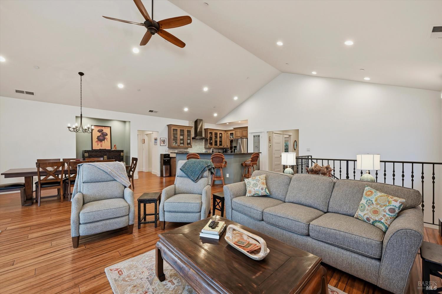 Detail Gallery Image 24 of 57 For 18793 N Shore Dr, Hidden Valley Lake,  CA 95467 - 5 Beds | 3/1 Baths