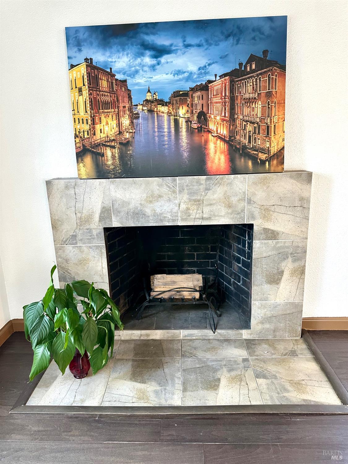 Detail Gallery Image 6 of 54 For 1111 Marionola Way, Pinole,  CA 94564 - 3 Beds | 1/1 Baths