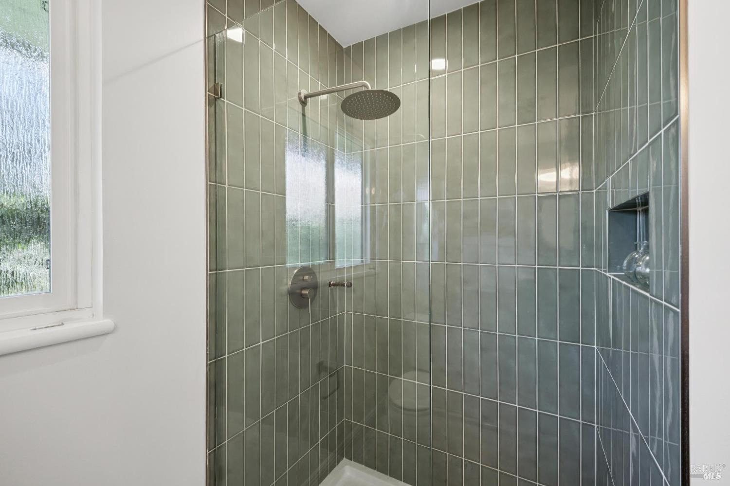 Detail Gallery Image 37 of 81 For 212 Blackstone Dr, San Rafael,  CA 94903 - 3 Beds | 2 Baths