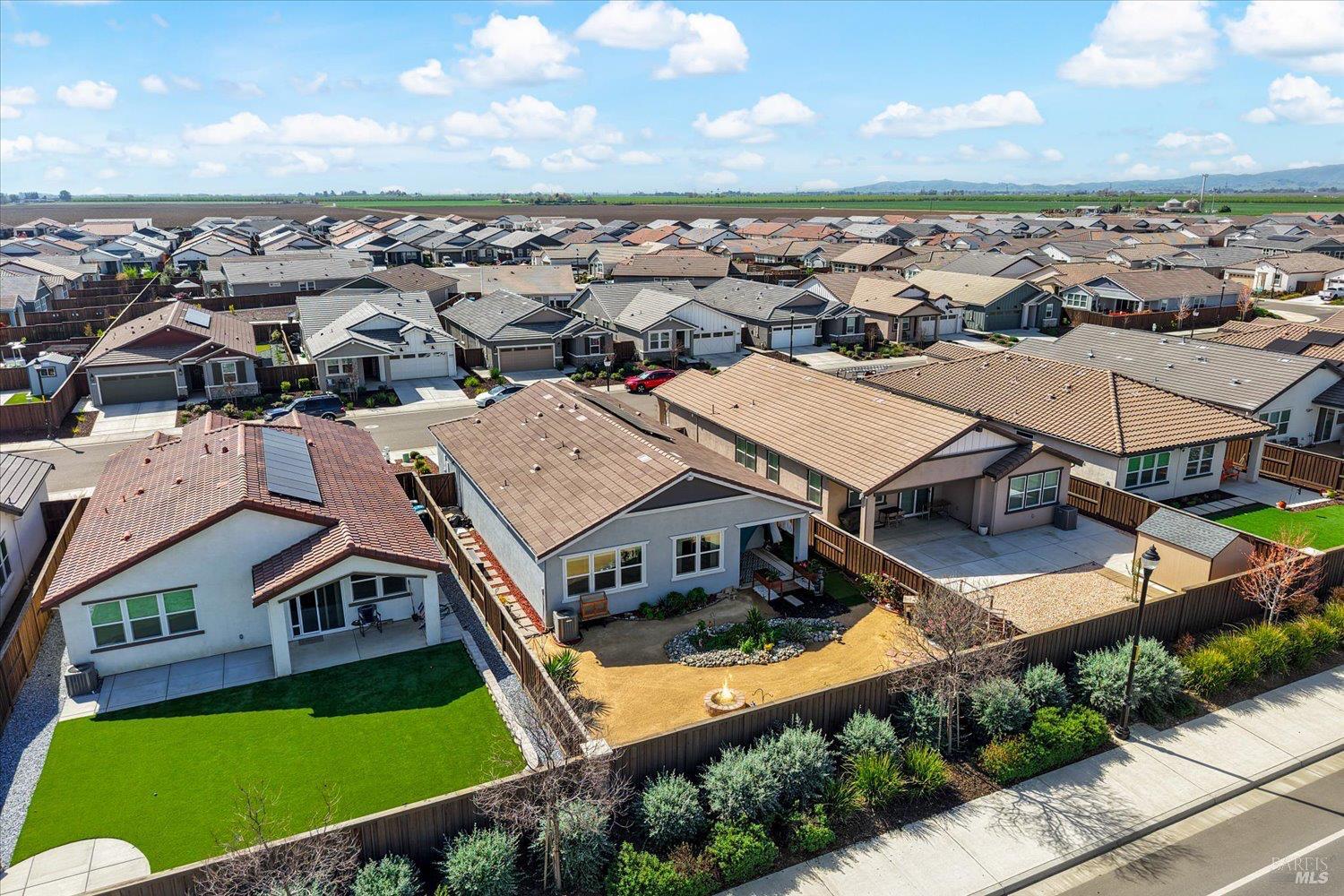 Detail Gallery Image 37 of 47 For 2130 Lark Way, Dixon,  CA 95620 - 3 Beds | 2 Baths