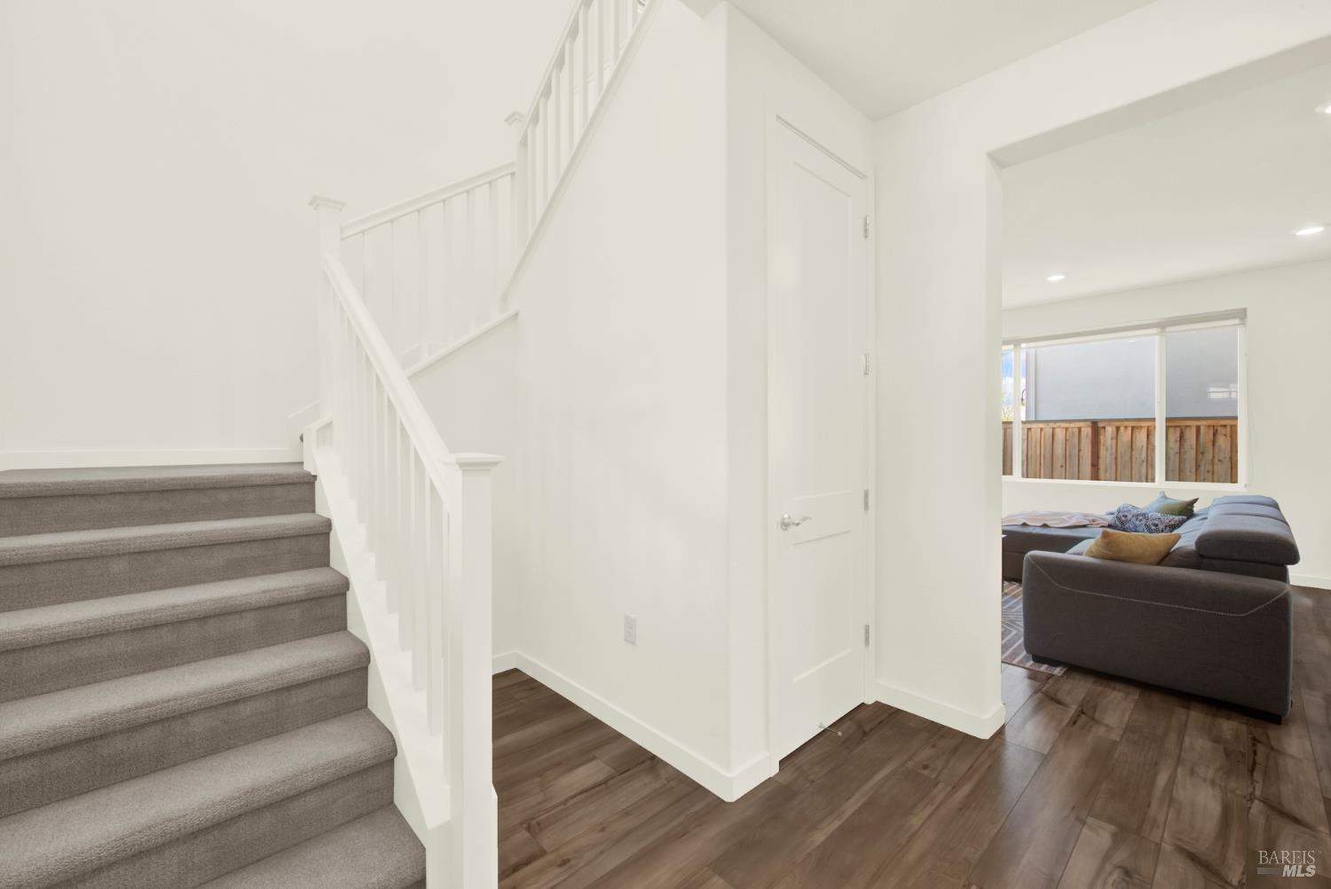 Detail Gallery Image 28 of 61 For 2432 Artisan Way, Fairfield,  CA 94533 - 4 Beds | 2/1 Baths