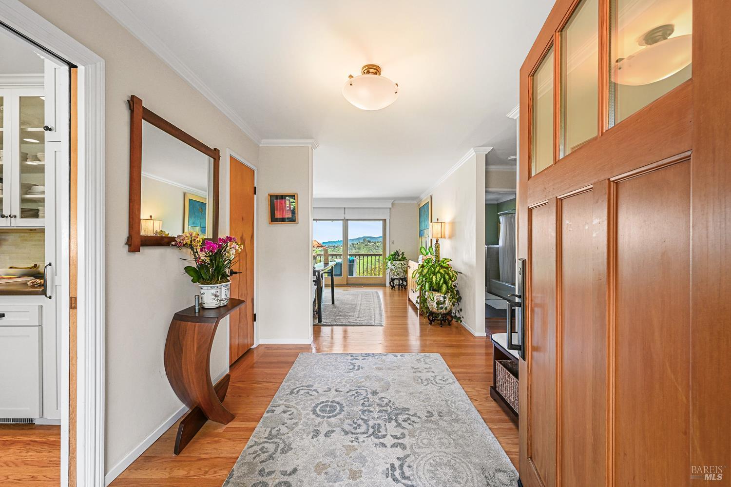 Detail Gallery Image 5 of 65 For 115 Oak Springs Dr, San Anselmo,  CA 94960 - 4 Beds | 3 Baths