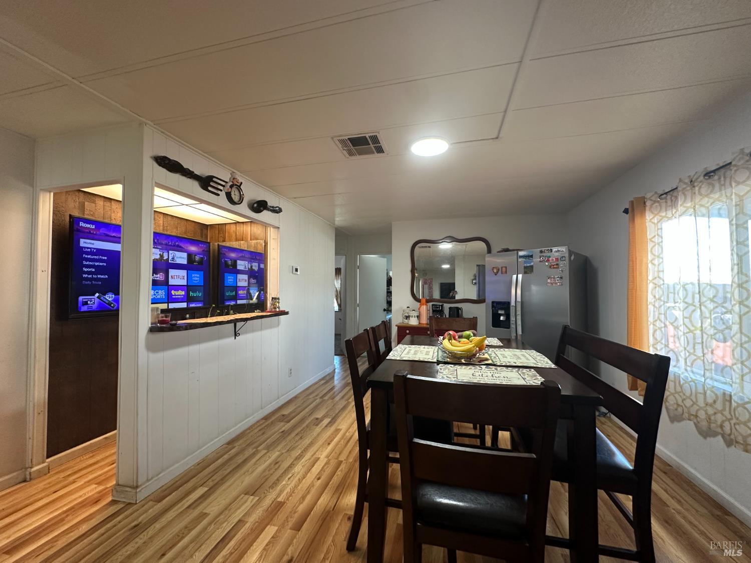 Detail Gallery Image 5 of 25 For 121 Century Ct, Fairfield,  CA 94533 - 3 Beds | 2 Baths