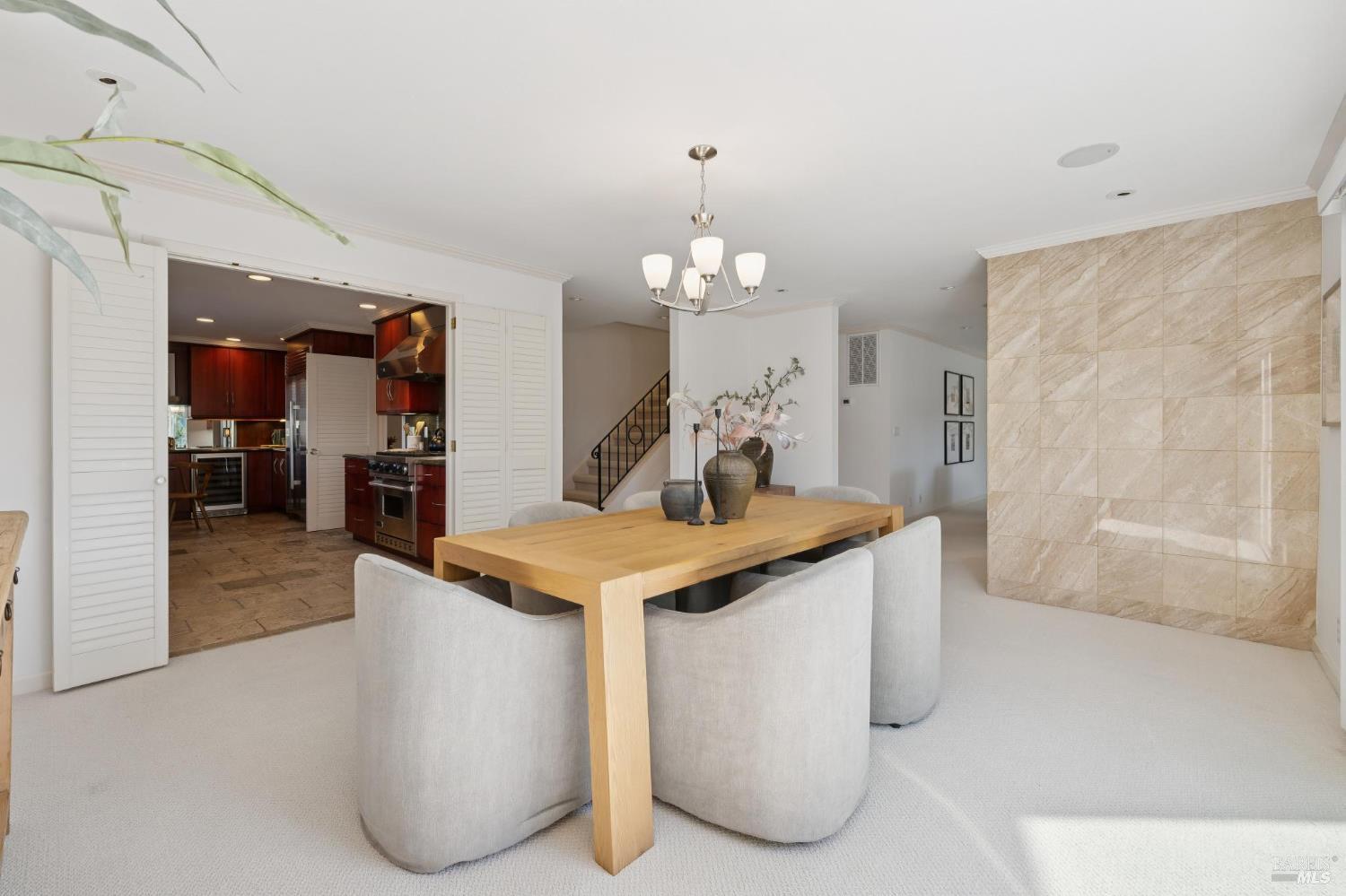 Detail Gallery Image 13 of 41 For 175 Upper via Casitas Unkn #26,  Greenbrae,  CA 94904 - 4 Beds | 2/1 Baths