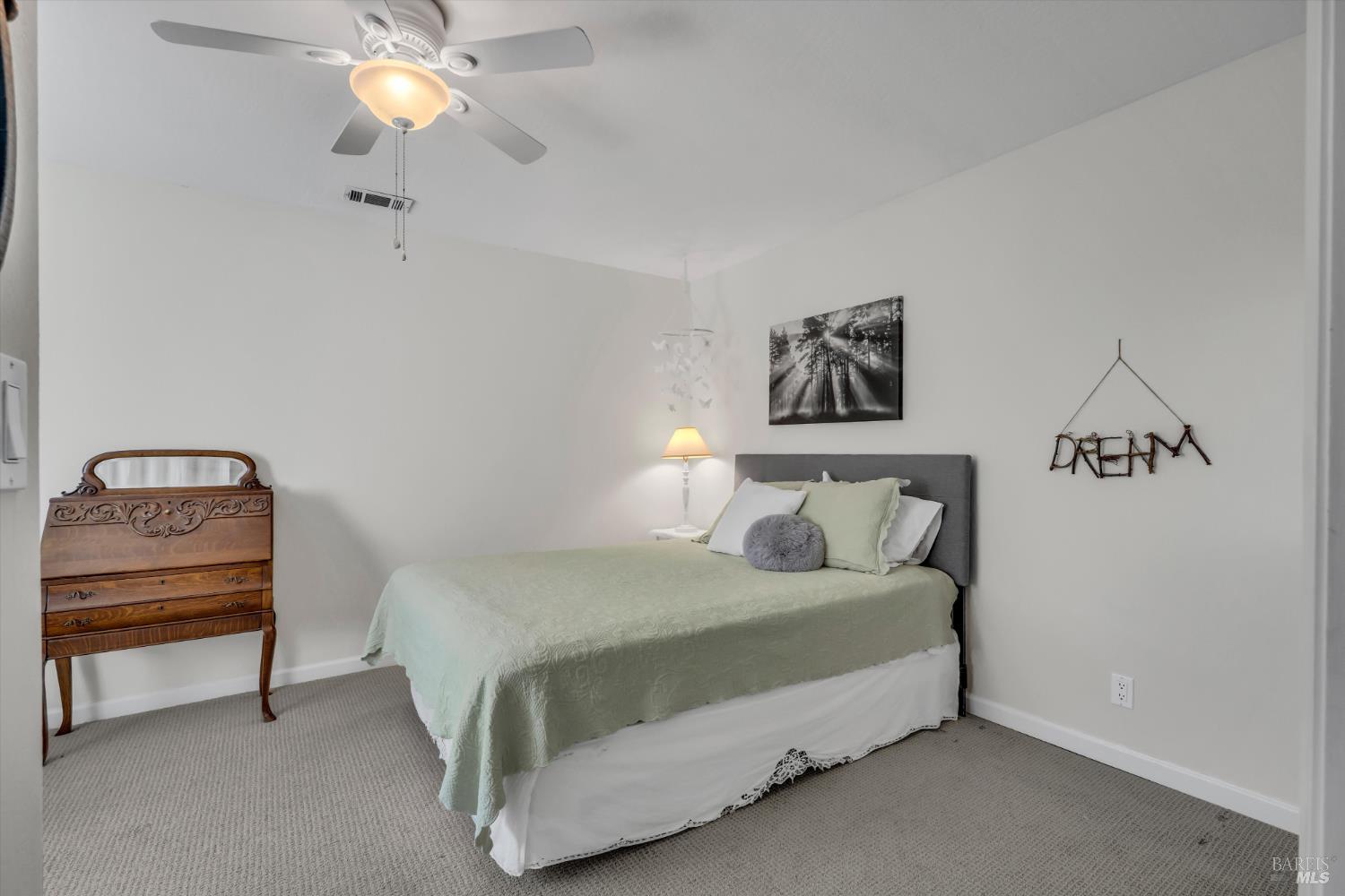 Detail Gallery Image 33 of 52 For 507 Union Ct, Benicia,  CA 94510 - 5 Beds | 3 Baths