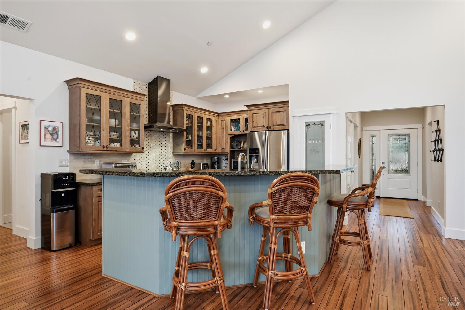 Detail Gallery Image 22 of 57 For 18793 N Shore Dr, Hidden Valley Lake,  CA 95467 - 5 Beds | 3/1 Baths