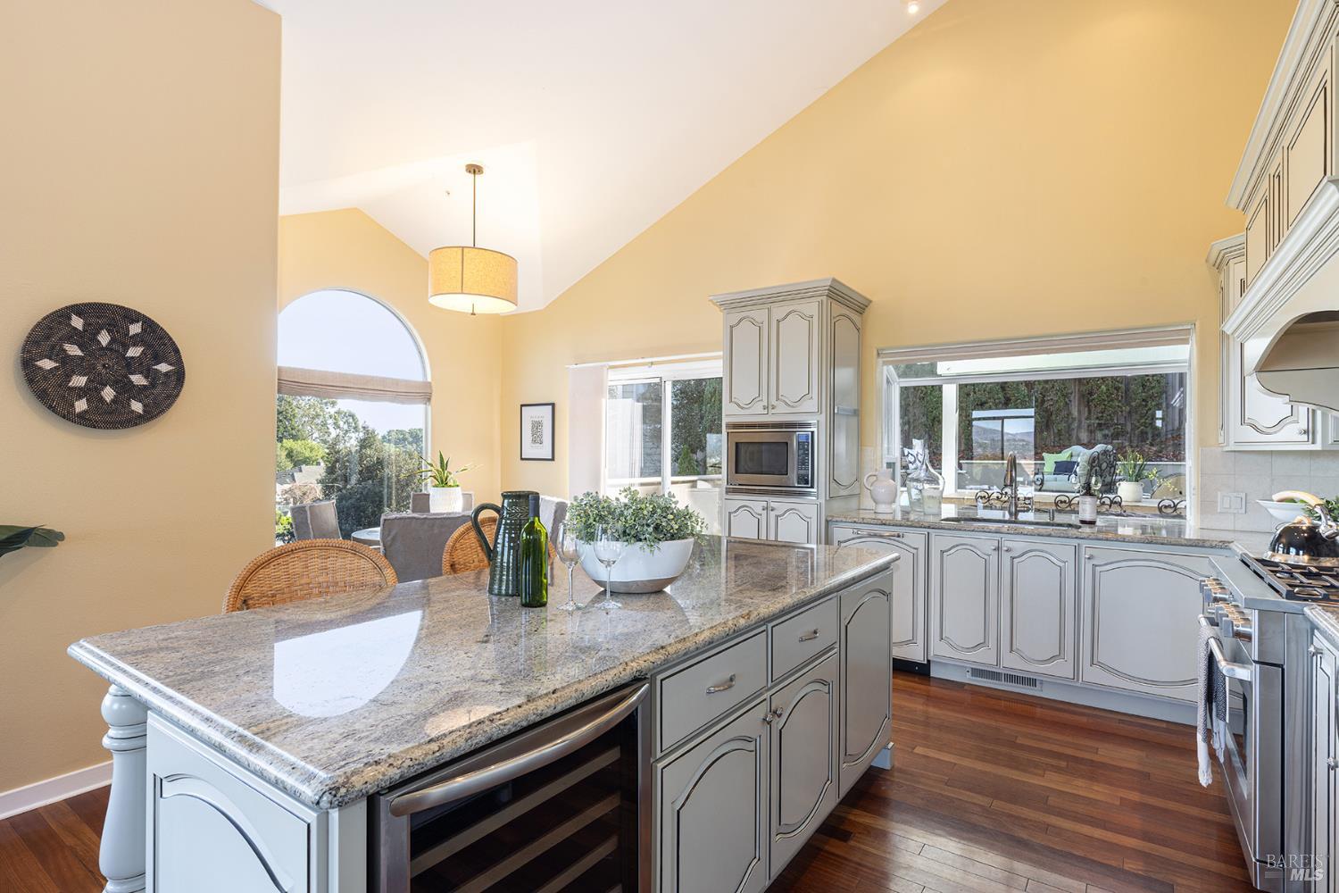 Detail Gallery Image 28 of 77 For 42 Clement Ct, Napa,  CA 94558 - 3 Beds | 2/1 Baths