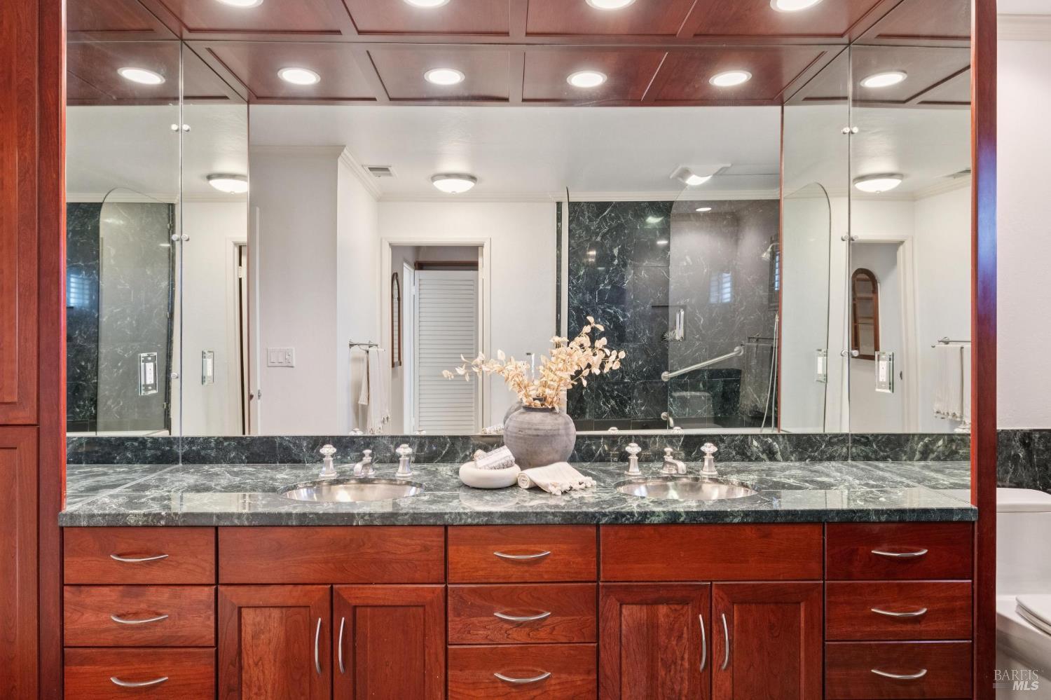 Detail Gallery Image 29 of 41 For 175 Upper via Casitas Unkn #26,  Greenbrae,  CA 94904 - 4 Beds | 2/1 Baths