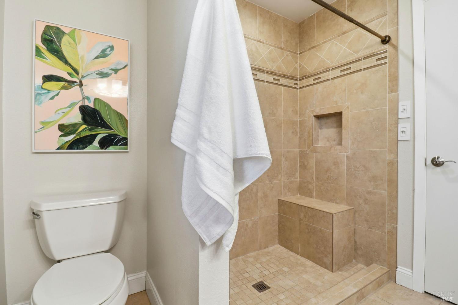Detail Gallery Image 20 of 32 For 19167 Robinson Rd #H,  Sonoma,  CA 95476 - 2 Beds | 1/1 Baths