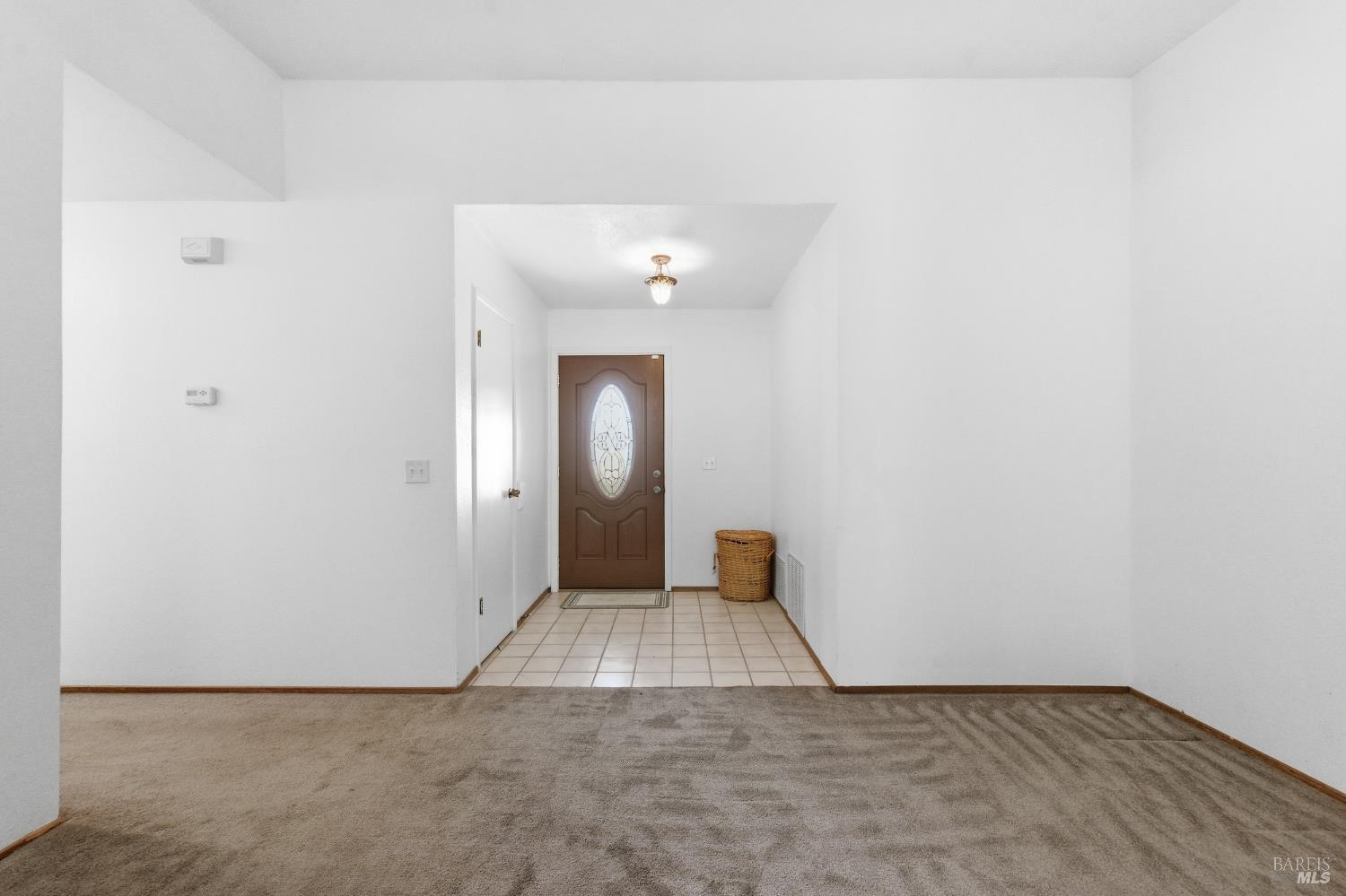 Detail Gallery Image 6 of 43 For 532 Gregory Dr, Vacaville,  CA 95687 - 4 Beds | 2 Baths