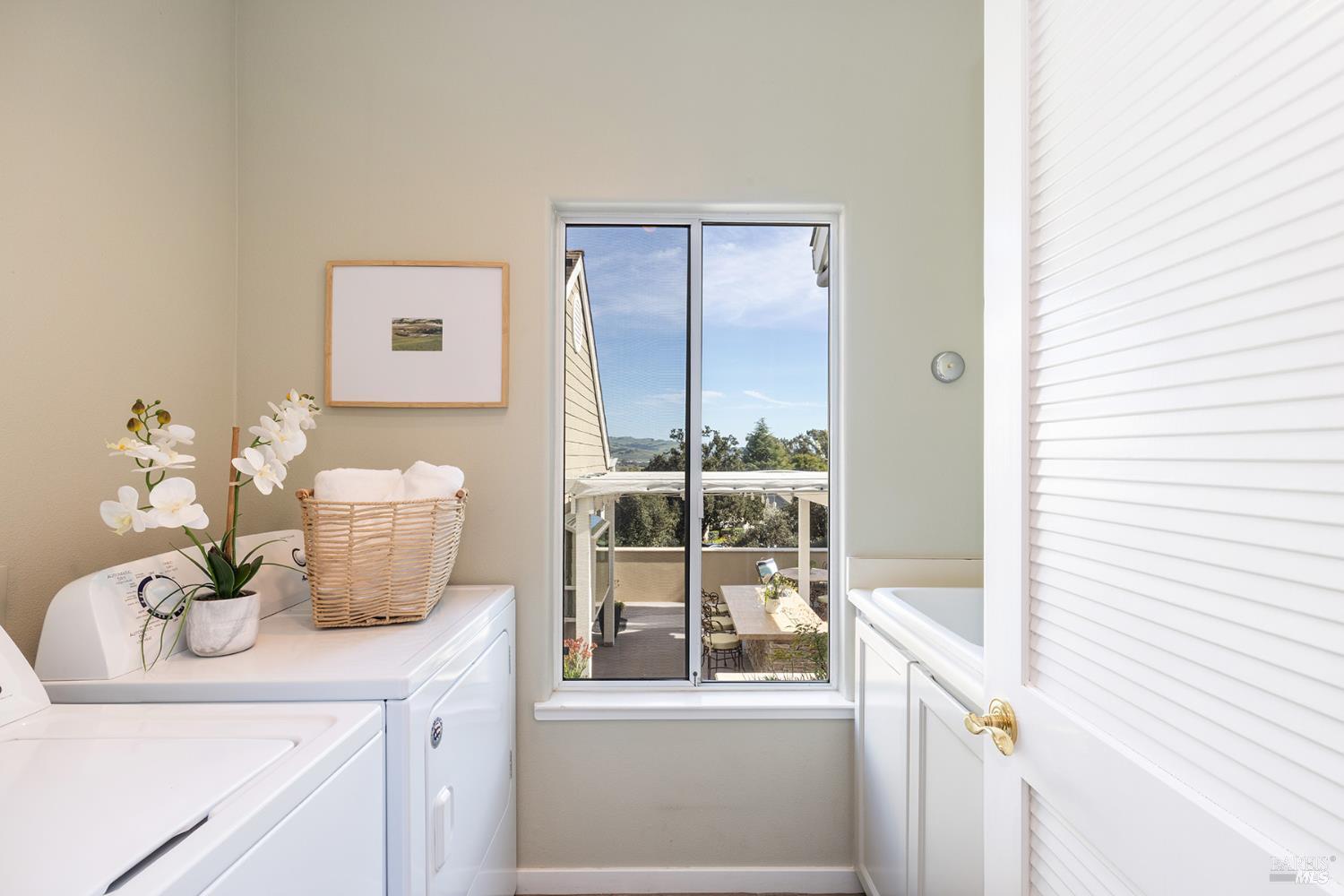 Detail Gallery Image 65 of 77 For 42 Clement Ct, Napa,  CA 94558 - 3 Beds | 2/1 Baths