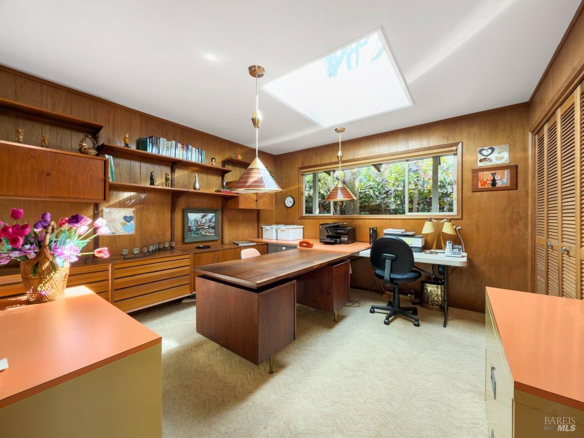 Detail Gallery Image 26 of 58 For 5 Mather Rd, San Anselmo,  CA 94960 - 5 Beds | 2 Baths