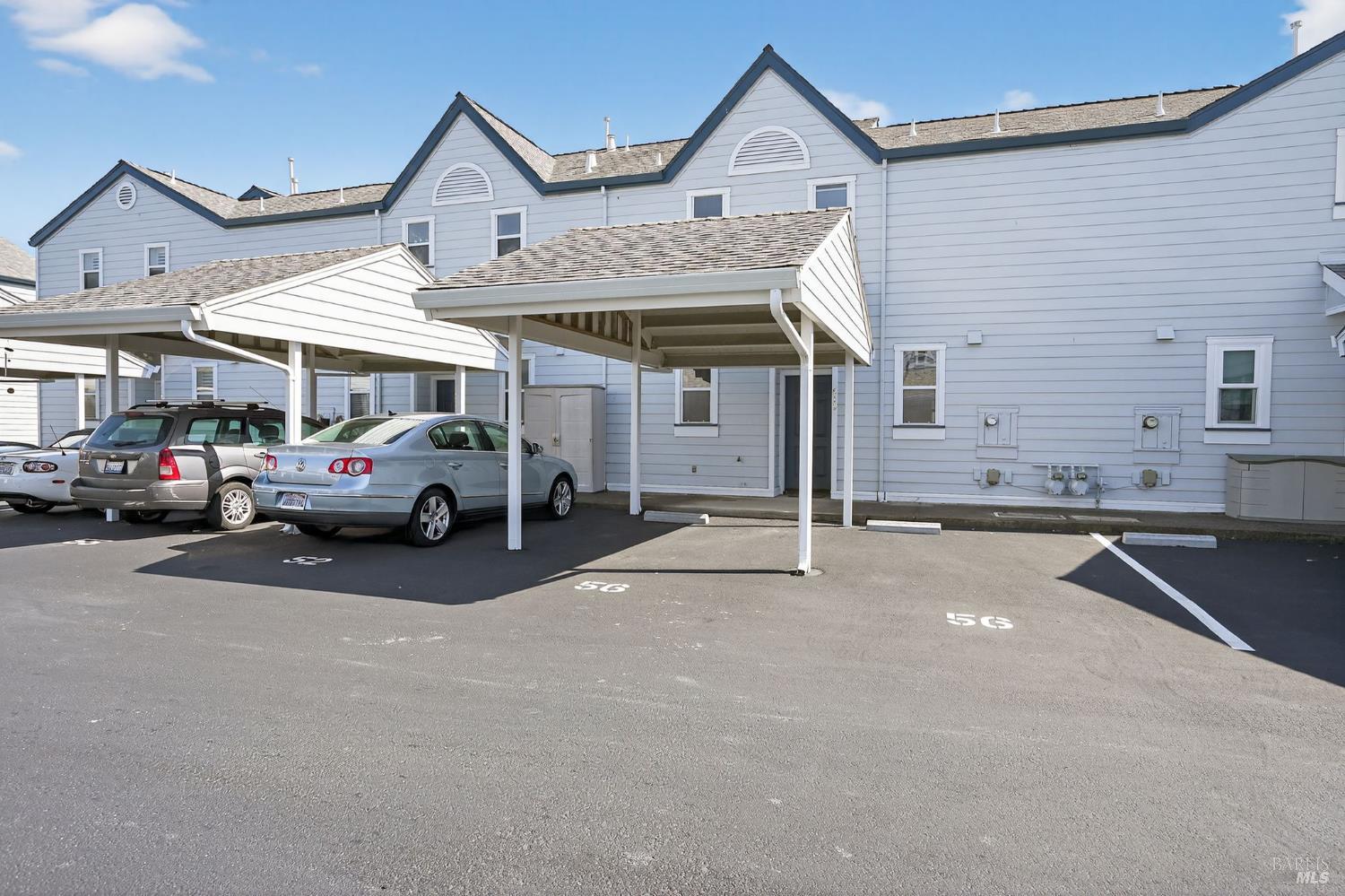 Detail Gallery Image 5 of 30 For 619 Commodore Dr, Richmond,  CA 94804 - 2 Beds | 2/1 Baths