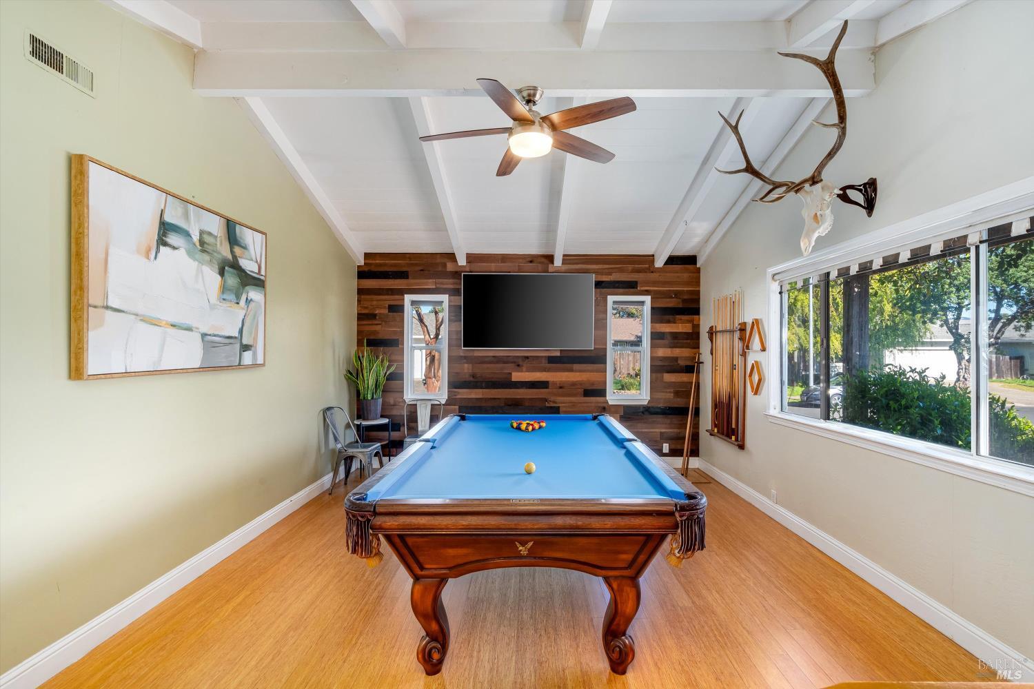 Detail Gallery Image 9 of 35 For 4423 Dove Ct, Napa,  CA 94558 - 3 Beds | 2 Baths