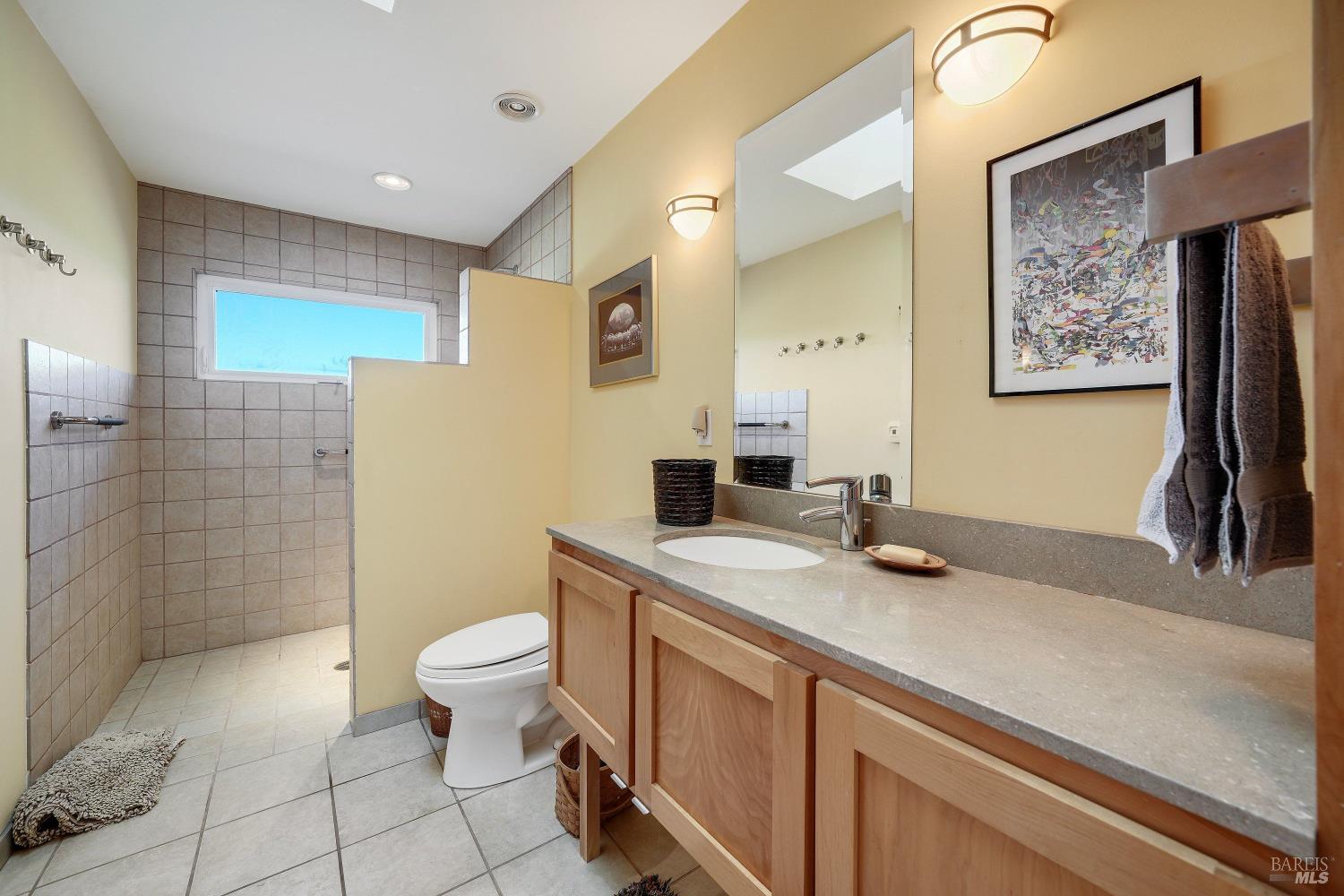 Detail Gallery Image 20 of 26 For 5809 Sharp Rd, Calistoga,  CA 94515 - 3 Beds | 2 Baths