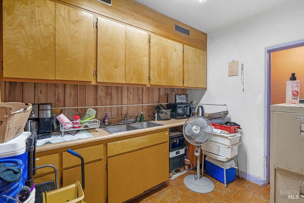 Detail Gallery Image 27 of 48 For 205 Pacific Ave #213,  Rodeo,  CA 94572 - 3 Beds | 5 Baths