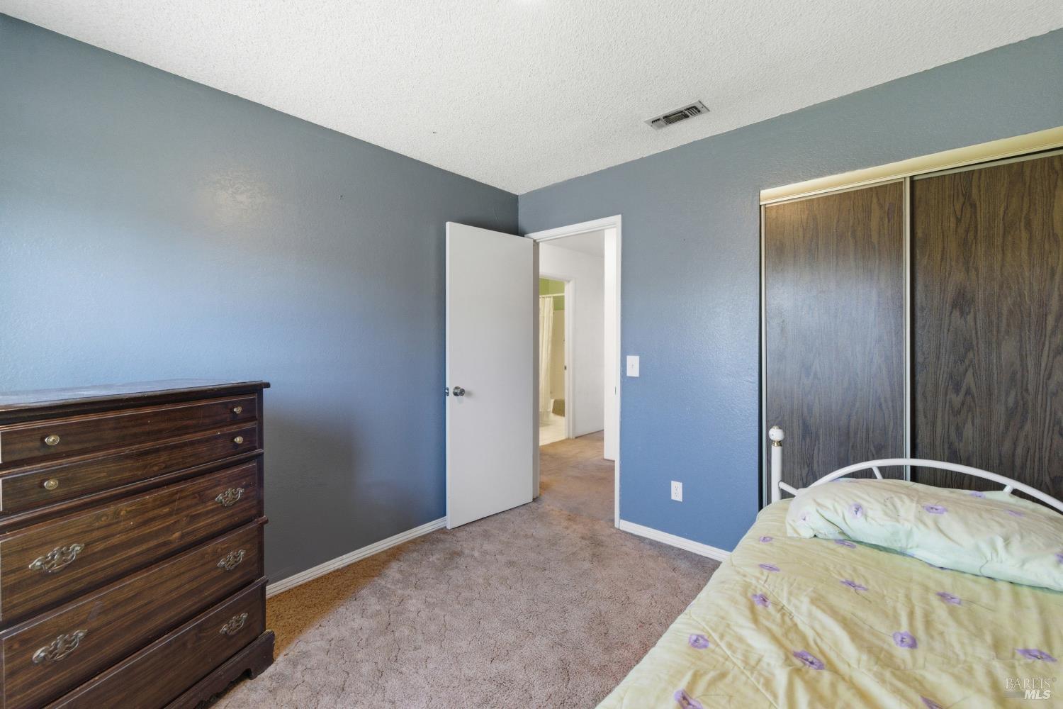 Detail Gallery Image 29 of 43 For 532 Gregory Dr, Vacaville,  CA 95687 - 4 Beds | 2 Baths