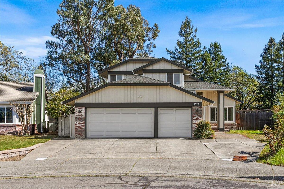 Detail Gallery Image 2 of 60 For 9524 Sheffield St, Windsor,  CA 95492 - 4 Beds | 3 Baths