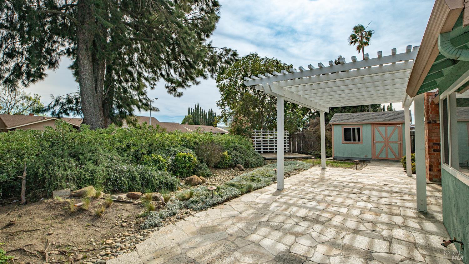 Detail Gallery Image 31 of 37 For 501 Asbury Ln, Fairfield,  CA 94533 - 3 Beds | 2 Baths