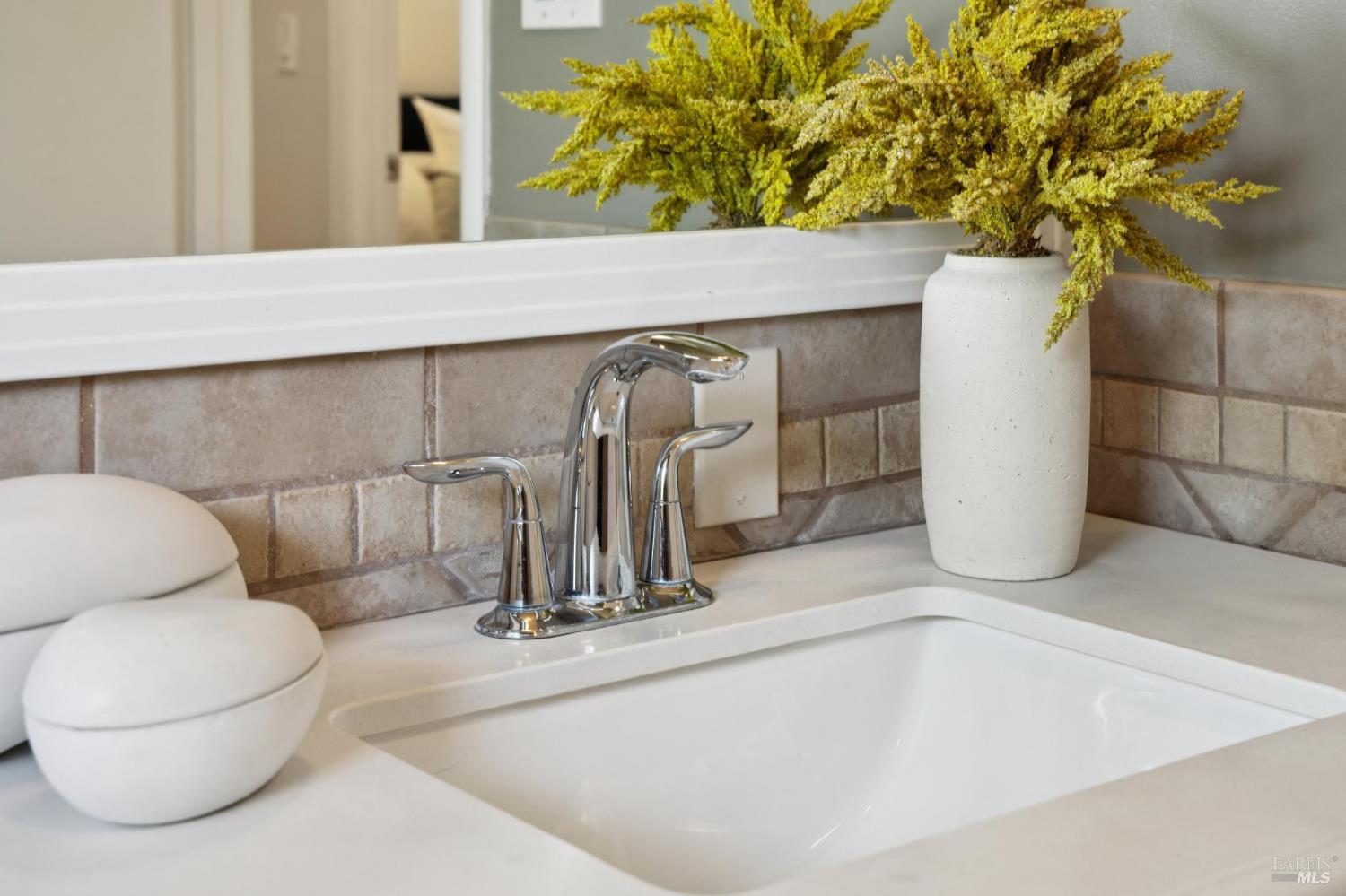 Detail Gallery Image 46 of 81 For 212 Blackstone Dr, San Rafael,  CA 94903 - 3 Beds | 2 Baths