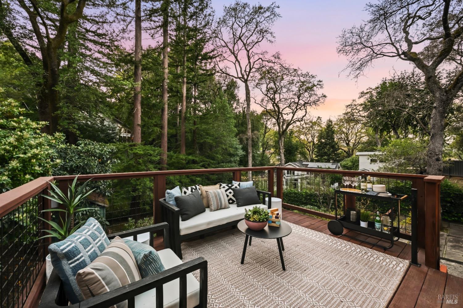 Detail Gallery Image 13 of 49 For 120 Redwood Rd, San Anselmo,  CA 94960 - 3 Beds | 2 Baths