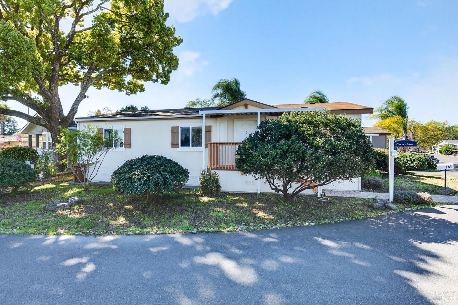 Front Image Thumbnail for BA326014231