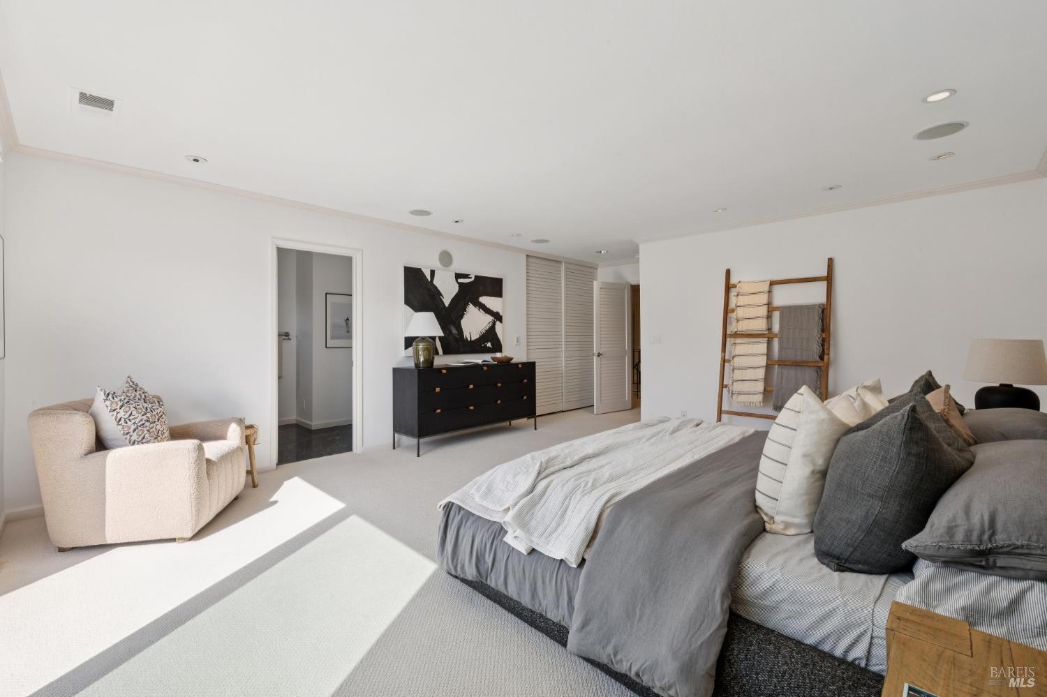 Detail Gallery Image 25 of 41 For 175 Upper via Casitas Unkn #26,  Greenbrae,  CA 94904 - 4 Beds | 2/1 Baths